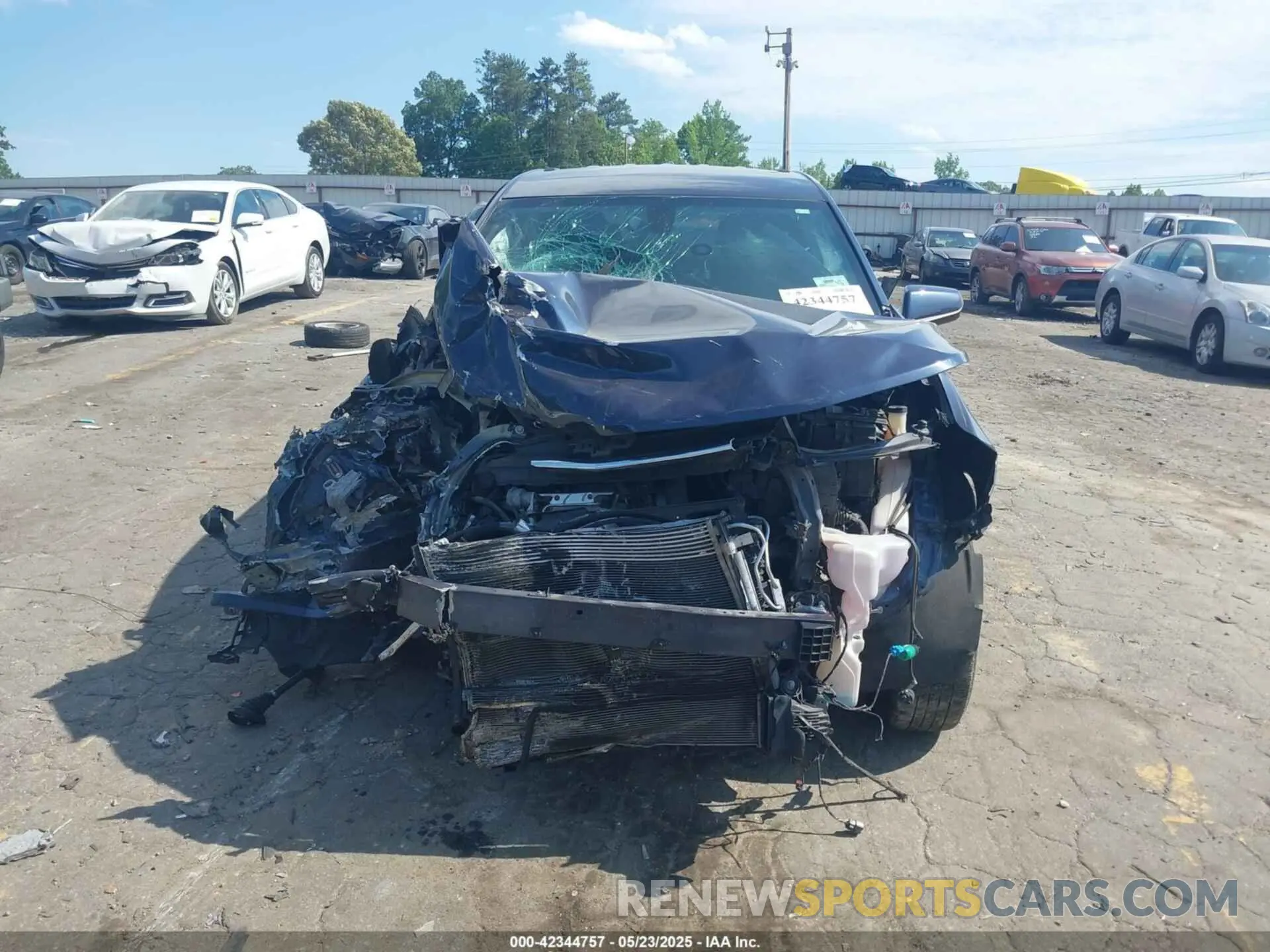 6 Photograph of a damaged car 3GNAXKEV0KL105506 CHEVROLET EQUINOX 2019