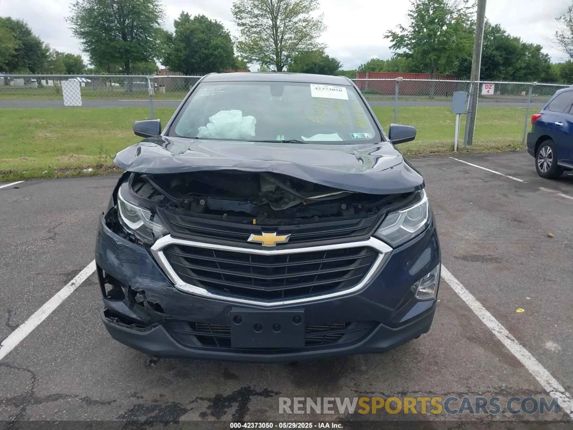 12 Photograph of a damaged car 3GNAXKEV0KL264087 CHEVROLET EQUINOX 2019