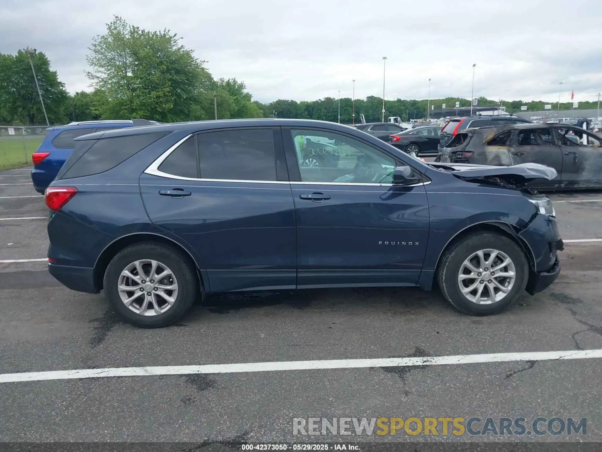 13 Photograph of a damaged car 3GNAXKEV0KL264087 CHEVROLET EQUINOX 2019