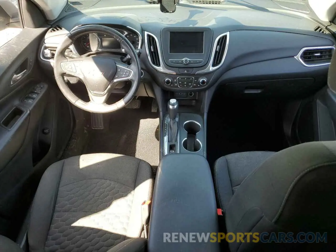 8 Photograph of a damaged car 3GNAXKEV0KS506463 CHEVROLET EQUINOX 2019
