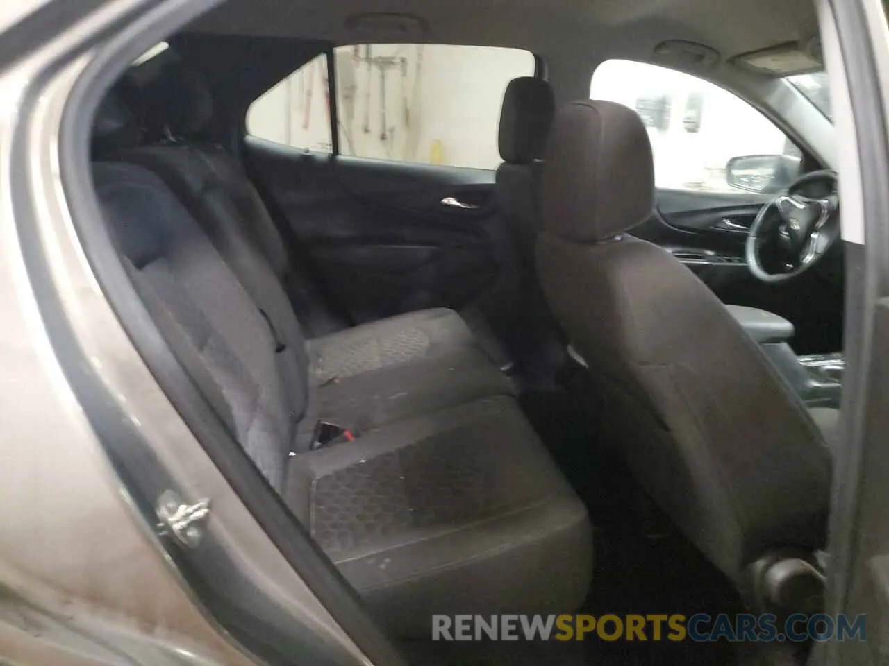 11 Photograph of a damaged car 3GNAXKEV0KS534683 CHEVROLET EQUINOX 2019
