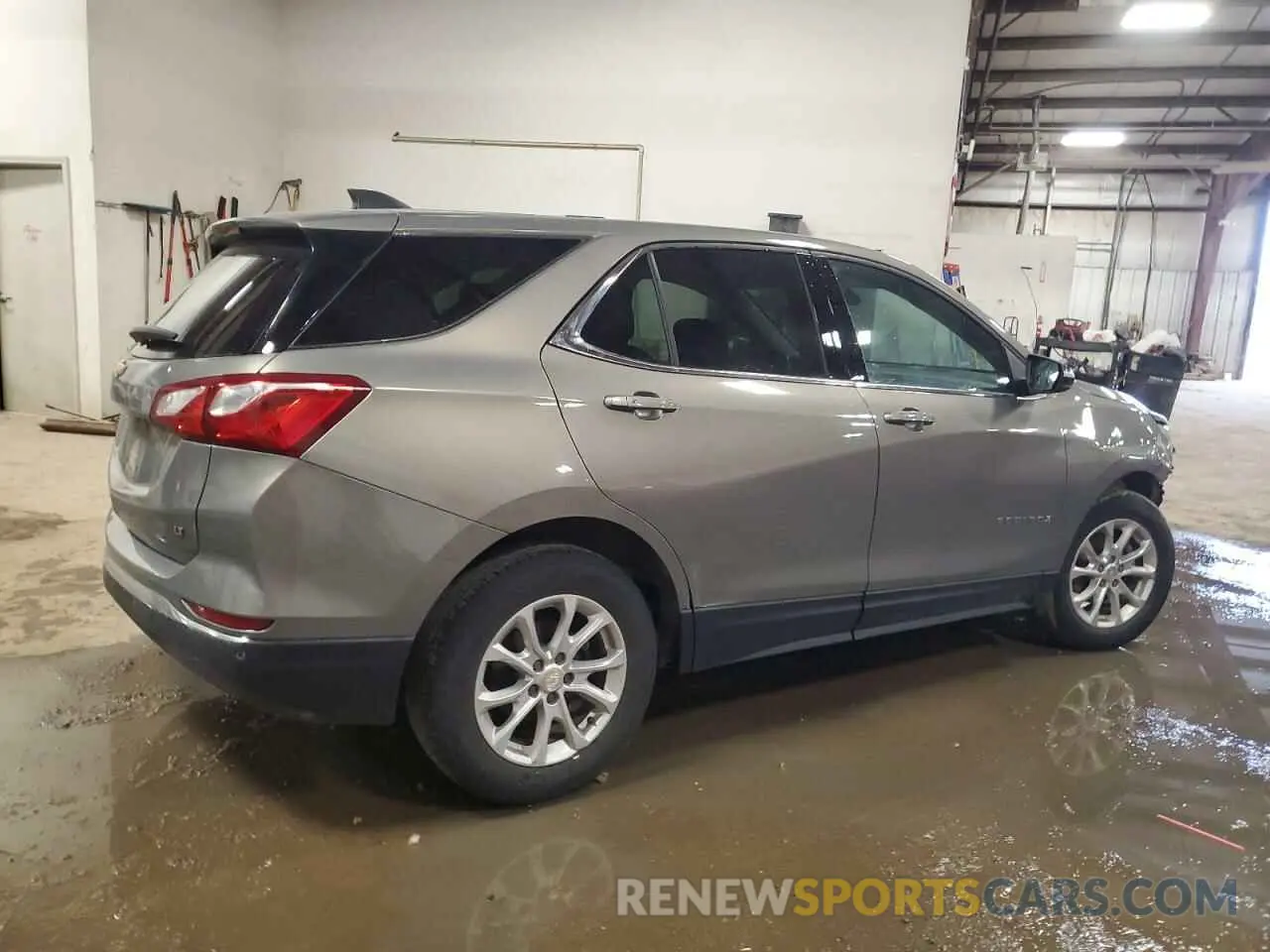 3 Photograph of a damaged car 3GNAXKEV0KS534683 CHEVROLET EQUINOX 2019