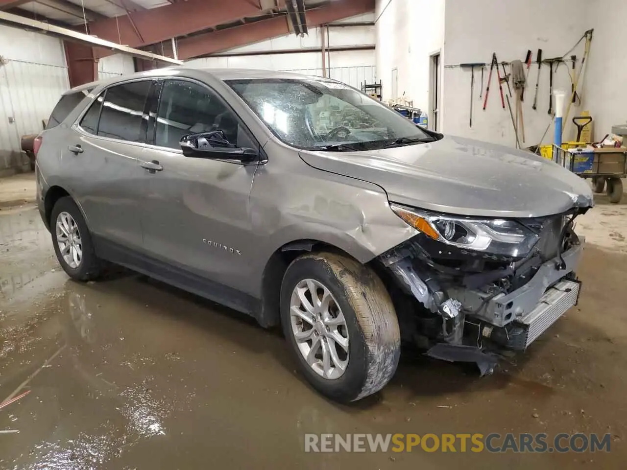 4 Photograph of a damaged car 3GNAXKEV0KS534683 CHEVROLET EQUINOX 2019