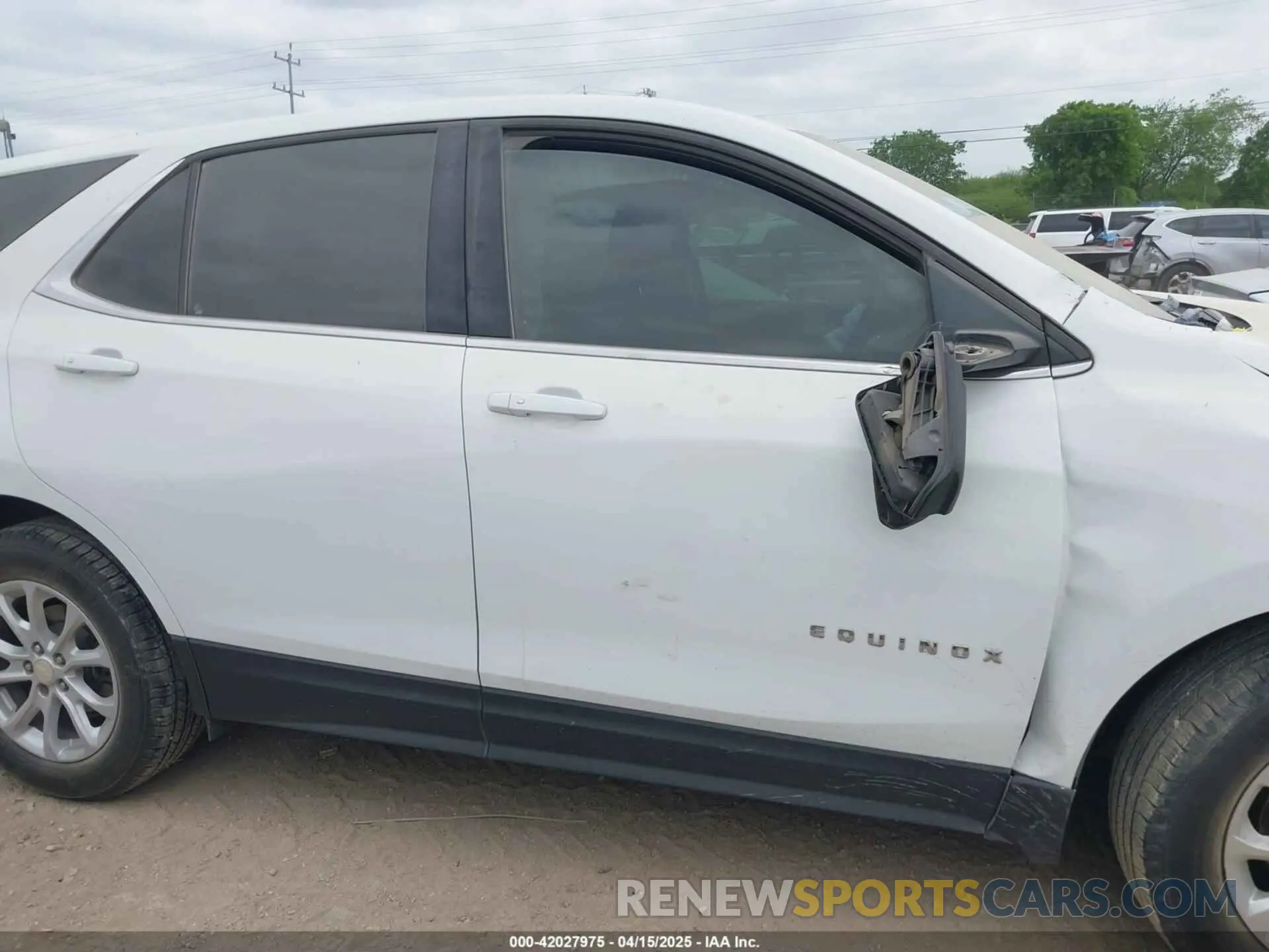 13 Photograph of a damaged car 3GNAXKEV0KS599890 CHEVROLET EQUINOX 2019
