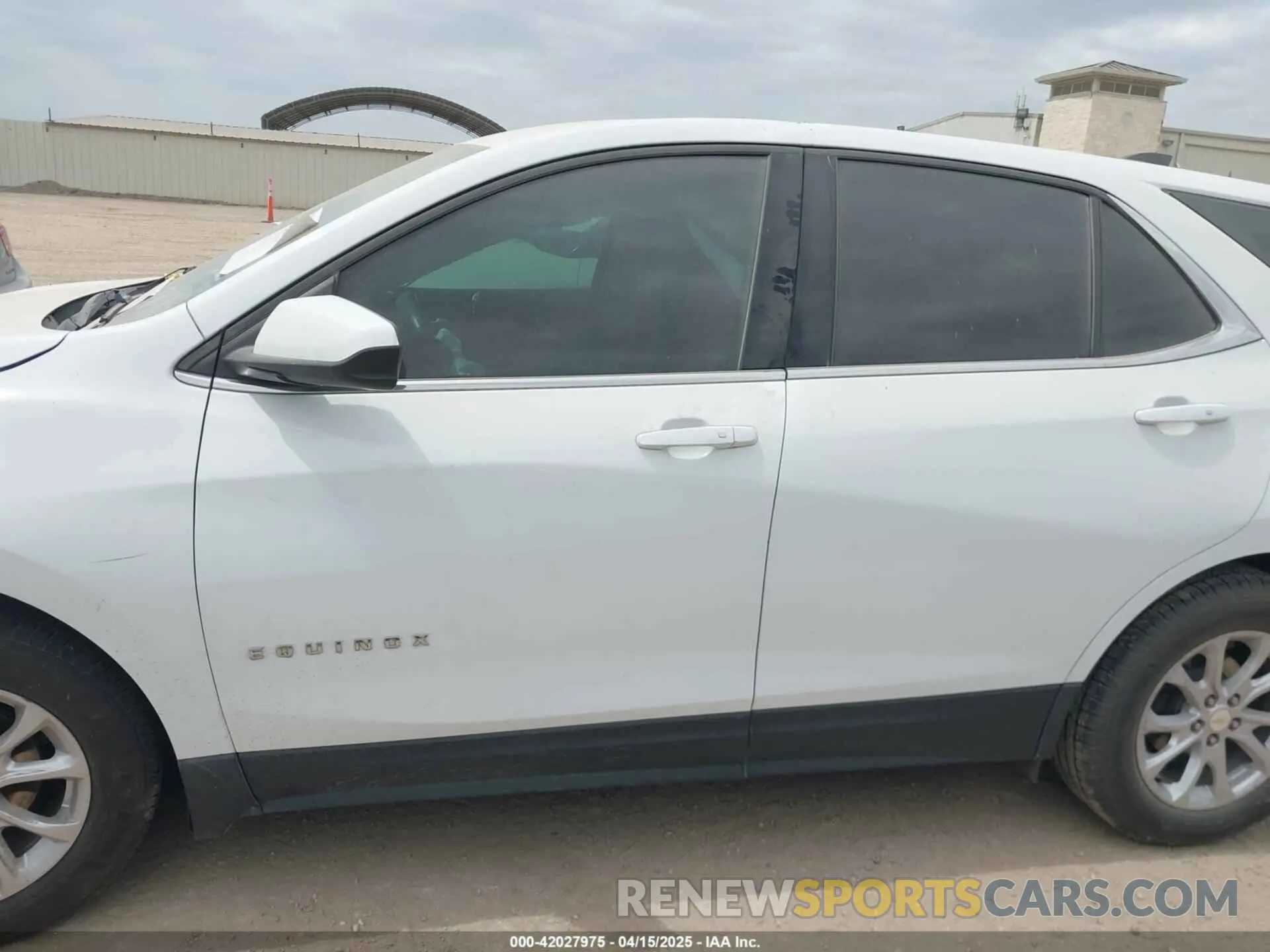 14 Photograph of a damaged car 3GNAXKEV0KS599890 CHEVROLET EQUINOX 2019