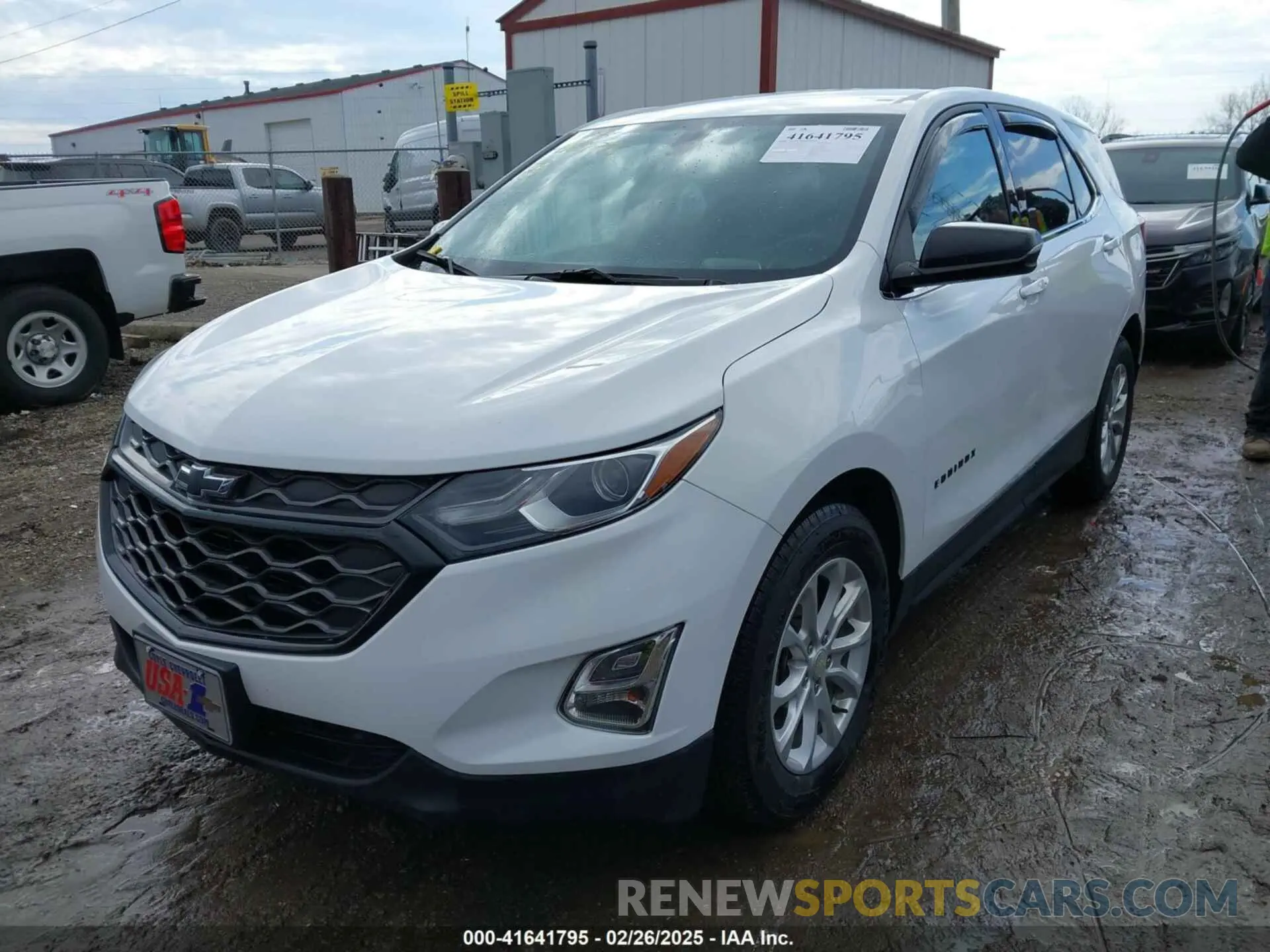 2 Photograph of a damaged car 3GNAXKEV0KS650479 CHEVROLET EQUINOX 2019