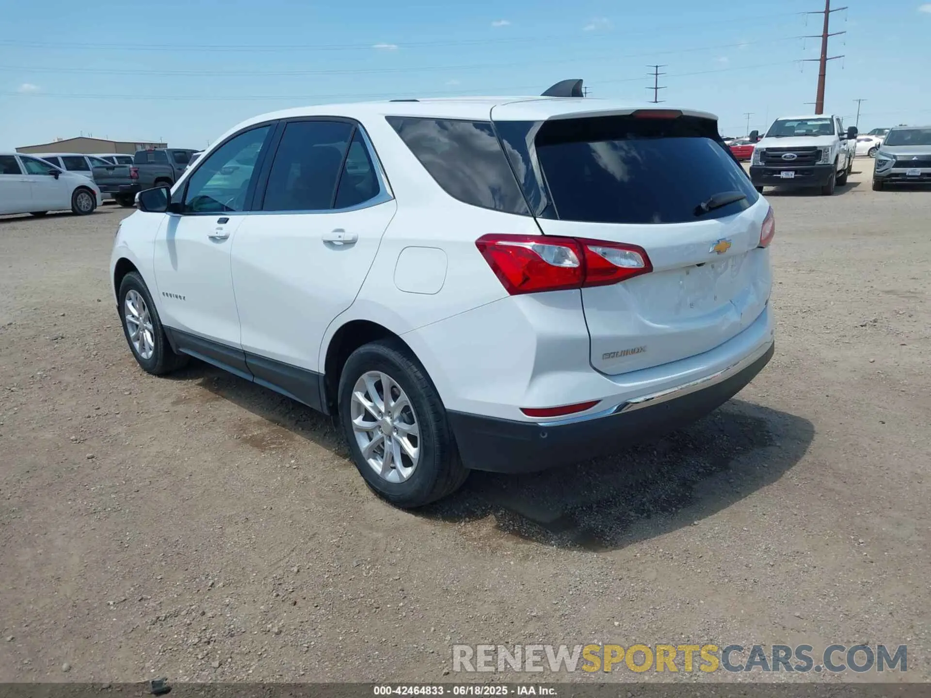 3 Photograph of a damaged car 3GNAXKEV0KS654547 CHEVROLET EQUINOX 2019