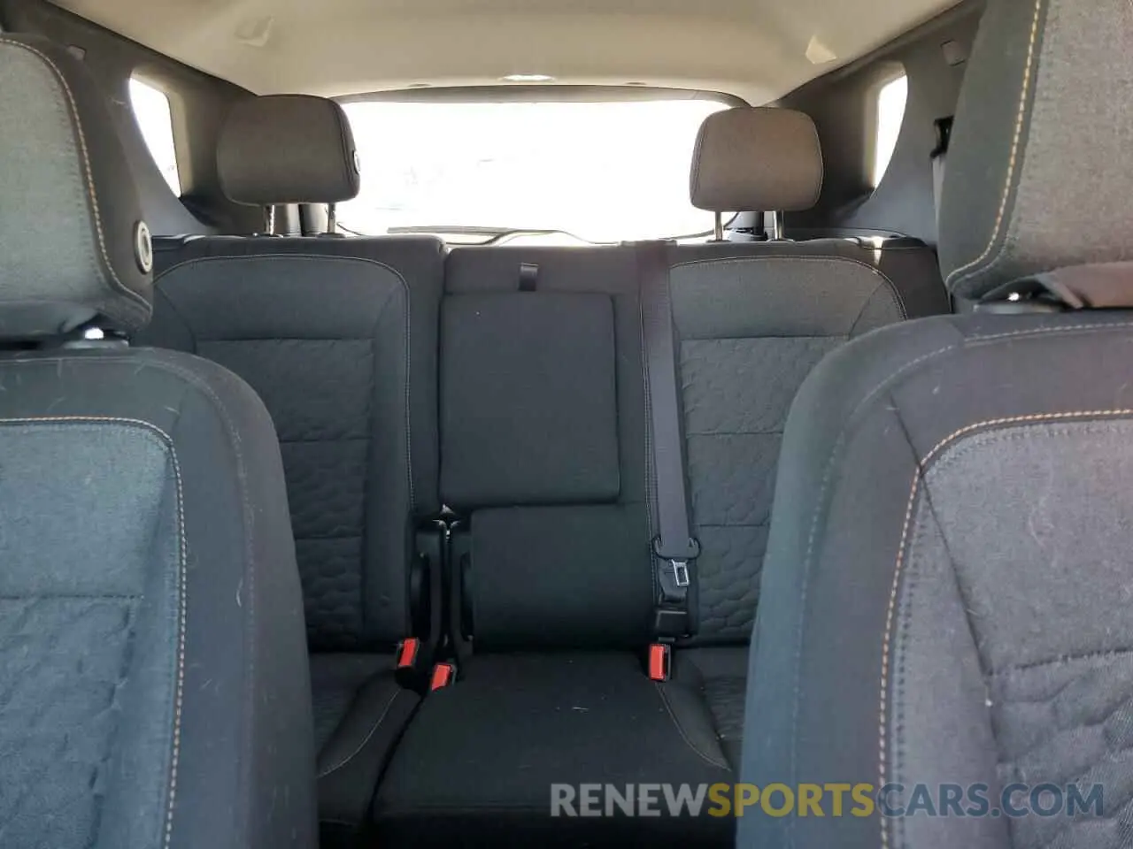 10 Photograph of a damaged car 3GNAXKEV1KL101111 CHEVROLET EQUINOX 2019