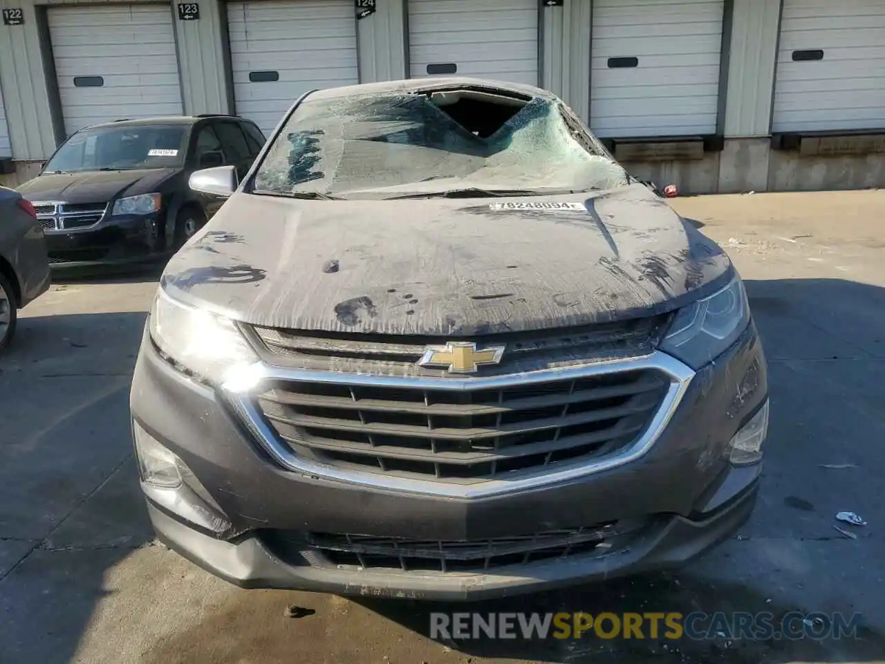 5 Photograph of a damaged car 3GNAXKEV1KL106700 CHEVROLET EQUINOX 2019