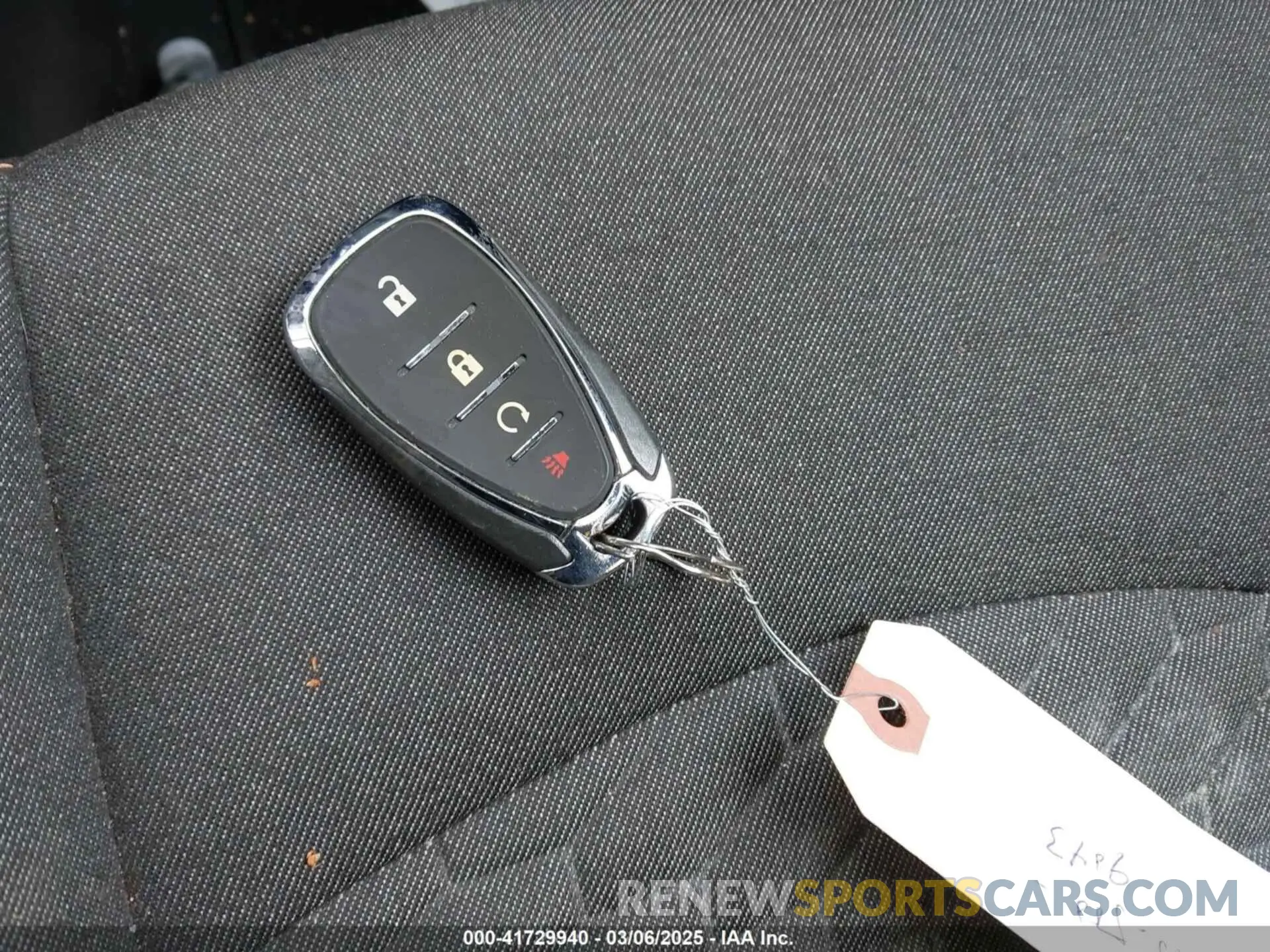 11 Photograph of a damaged car 3GNAXKEV1KL243054 CHEVROLET EQUINOX 2019