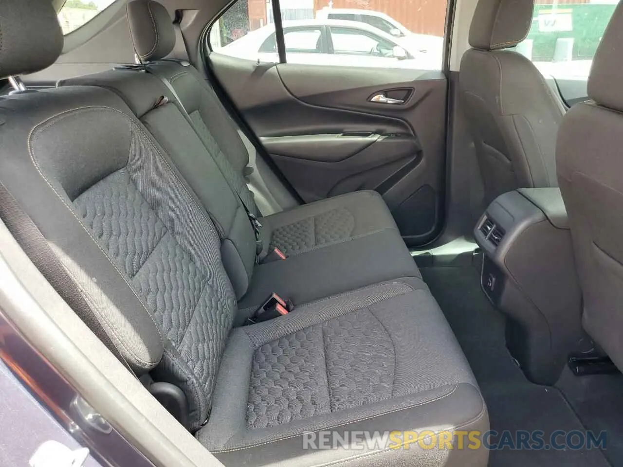 11 Photograph of a damaged car 3GNAXKEV1KL310607 CHEVROLET EQUINOX 2019
