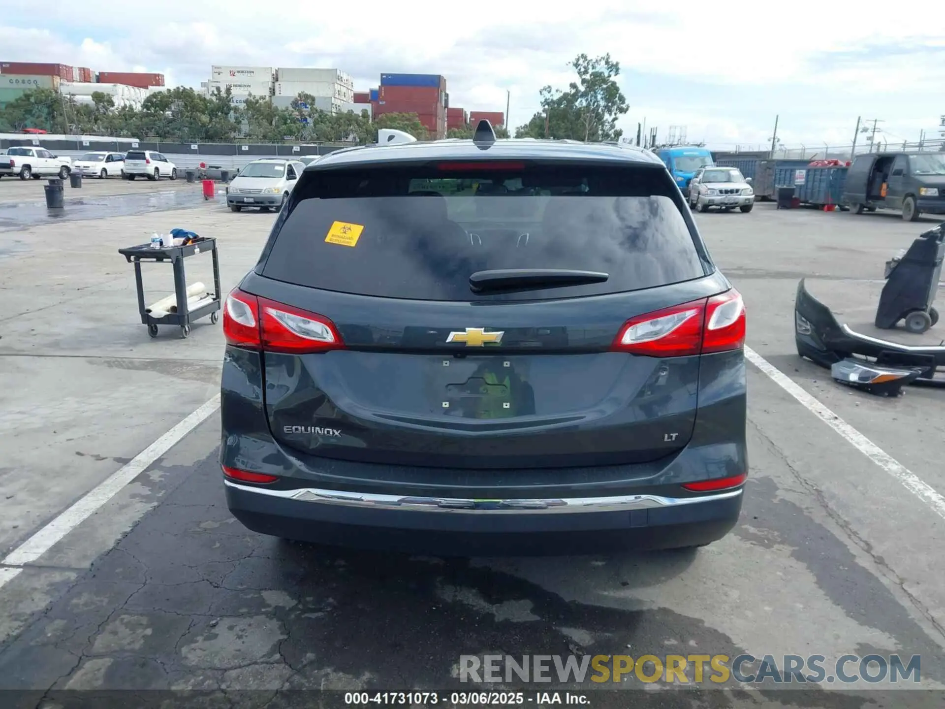 17 Photograph of a damaged car 3GNAXKEV1KS506133 CHEVROLET EQUINOX 2019