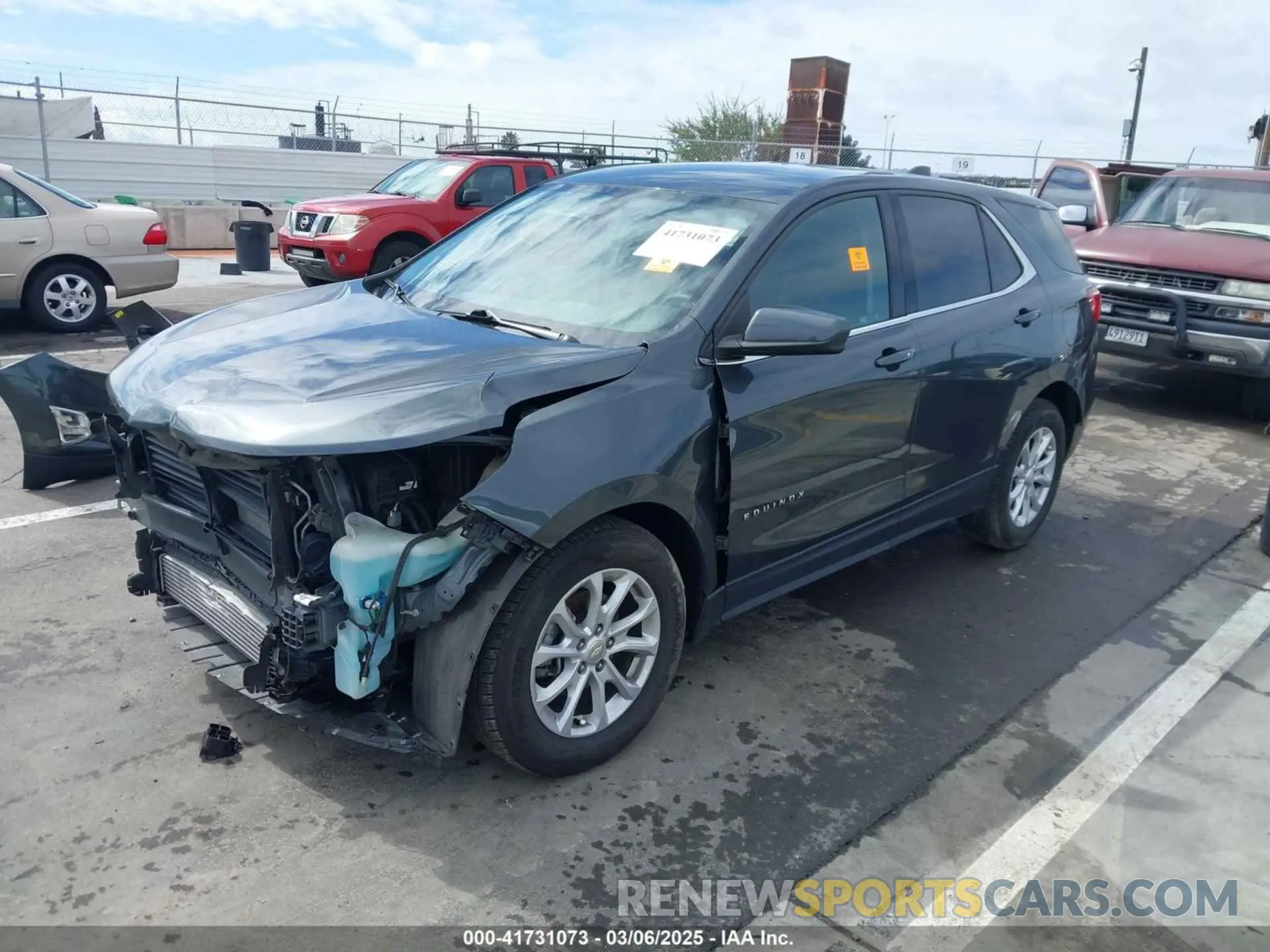 2 Photograph of a damaged car 3GNAXKEV1KS506133 CHEVROLET EQUINOX 2019