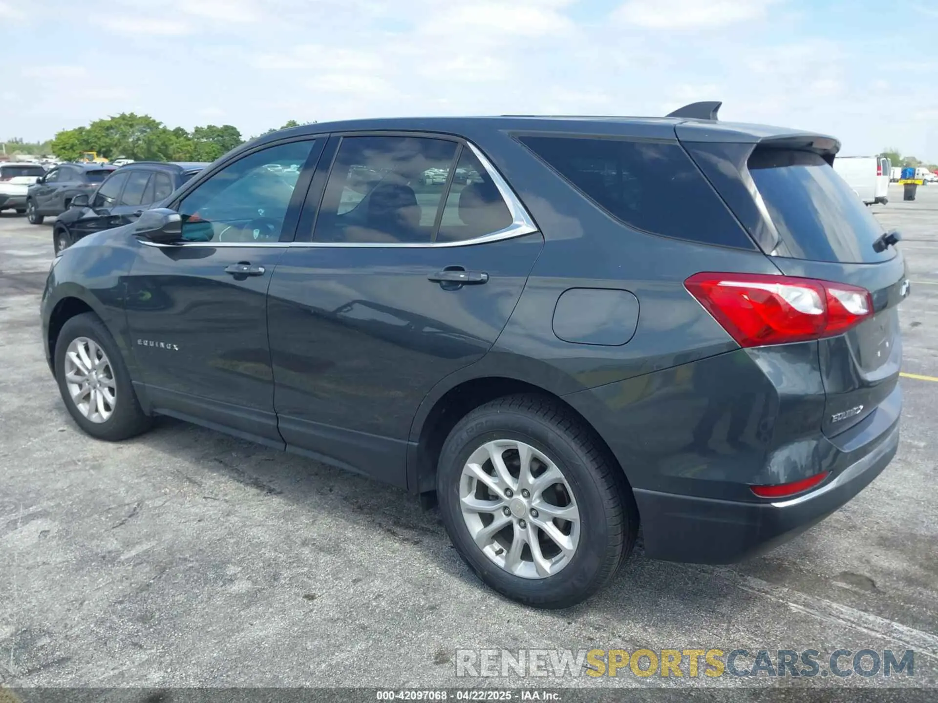 3 Photograph of a damaged car 3GNAXKEV1KS507296 CHEVROLET EQUINOX 2019