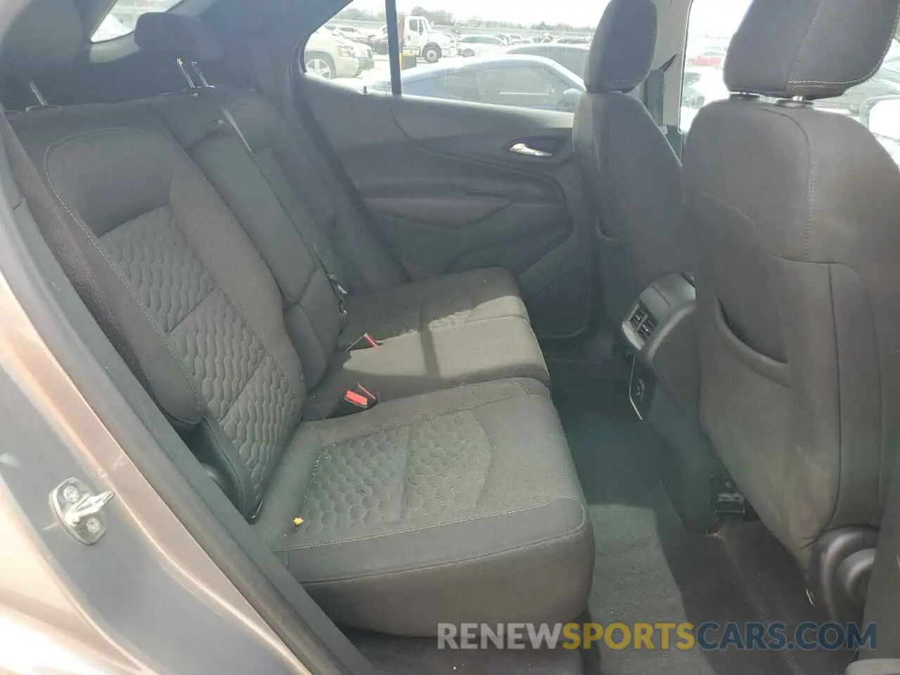 10 Photograph of a damaged car 3GNAXKEV1KS508965 CHEVROLET EQUINOX 2019
