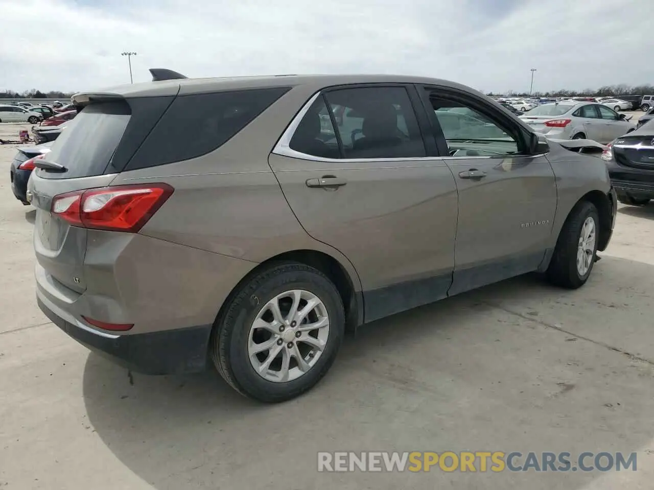 3 Photograph of a damaged car 3GNAXKEV1KS508965 CHEVROLET EQUINOX 2019