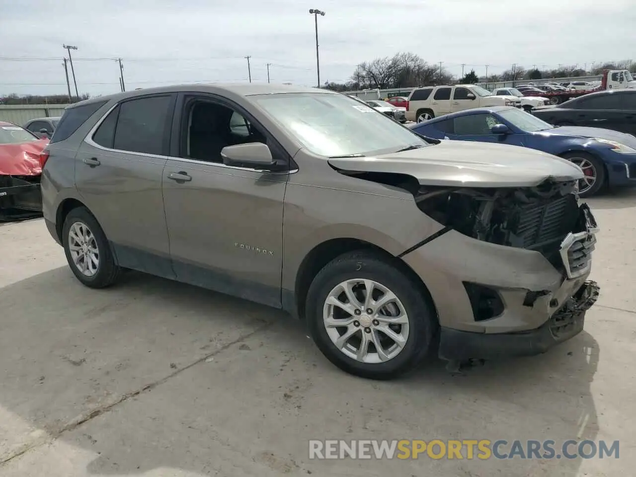 4 Photograph of a damaged car 3GNAXKEV1KS508965 CHEVROLET EQUINOX 2019