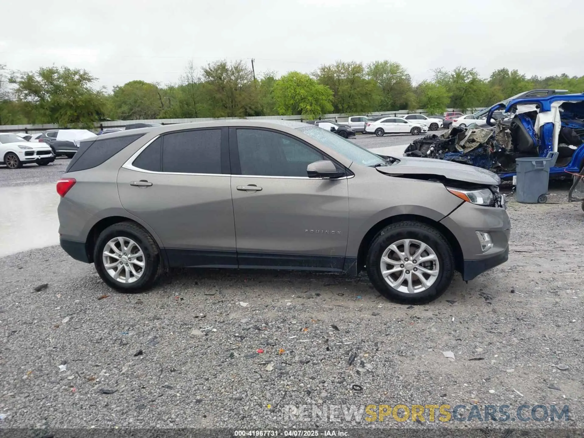 13 Photograph of a damaged car 3GNAXKEV1KS541674 CHEVROLET EQUINOX 2019