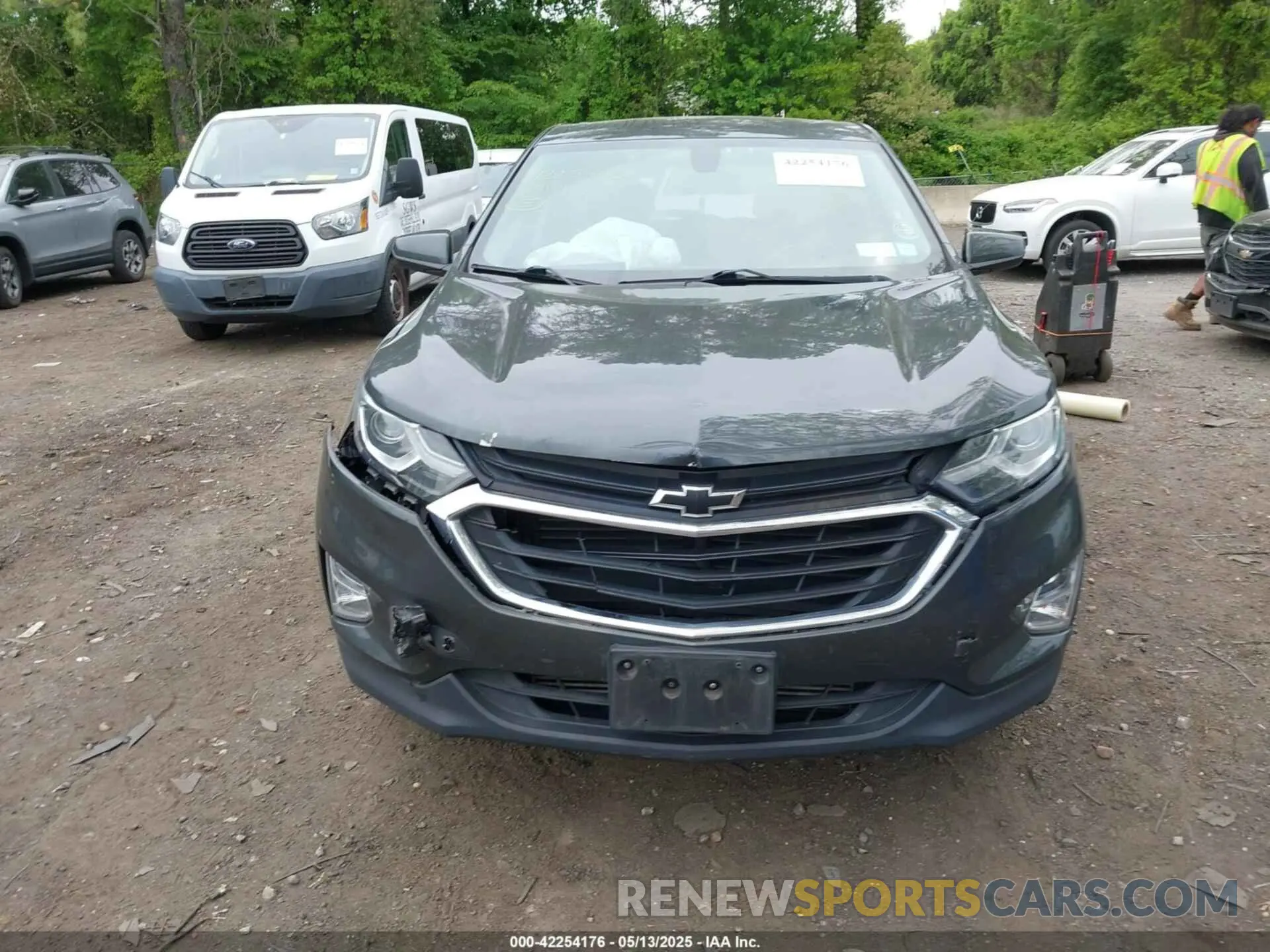 12 Photograph of a damaged car 3GNAXKEV1KS547524 CHEVROLET EQUINOX 2019