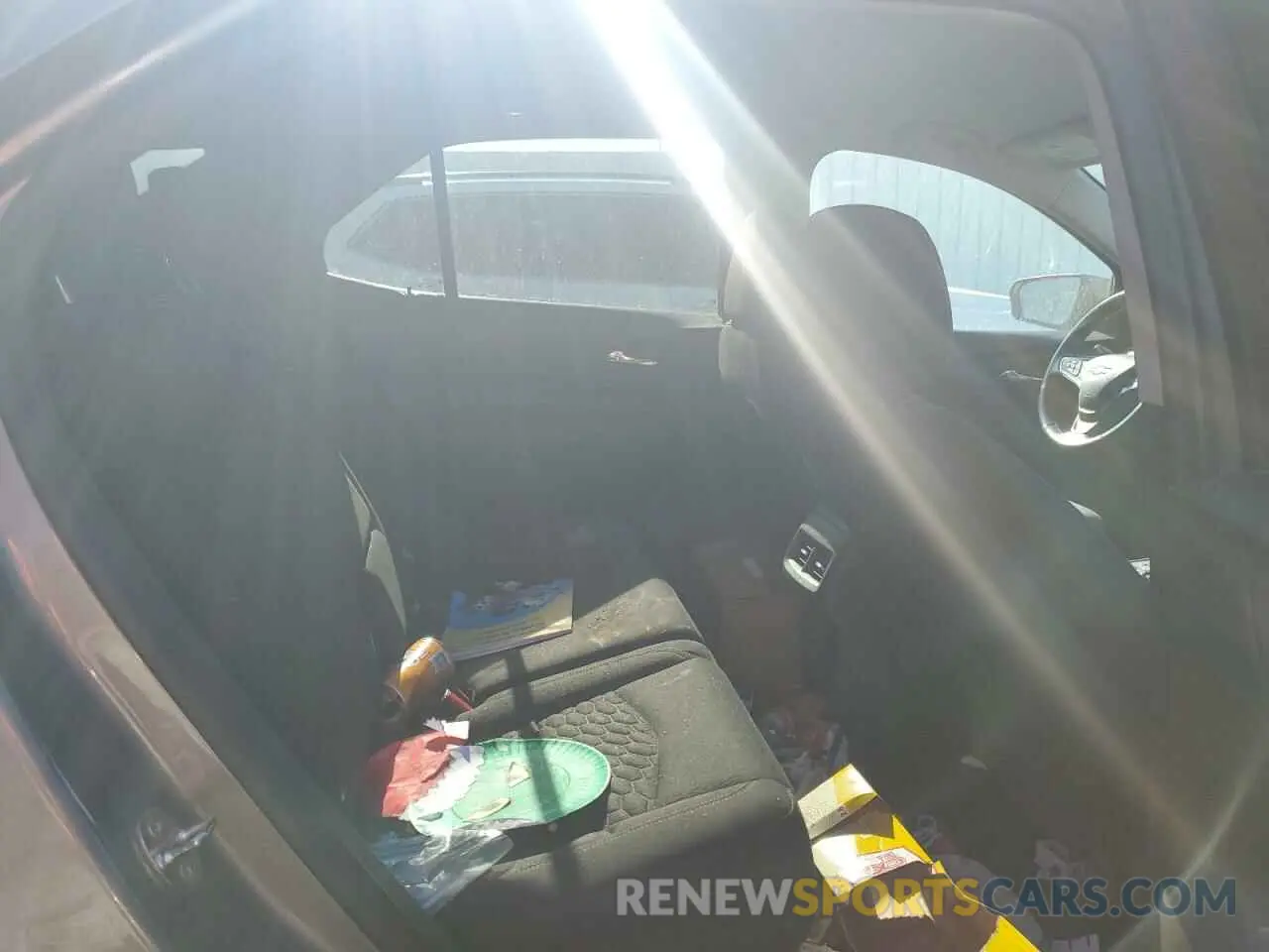 11 Photograph of a damaged car 3GNAXKEV1KS579535 CHEVROLET EQUINOX 2019