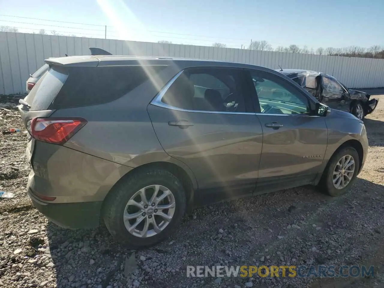3 Photograph of a damaged car 3GNAXKEV1KS579535 CHEVROLET EQUINOX 2019