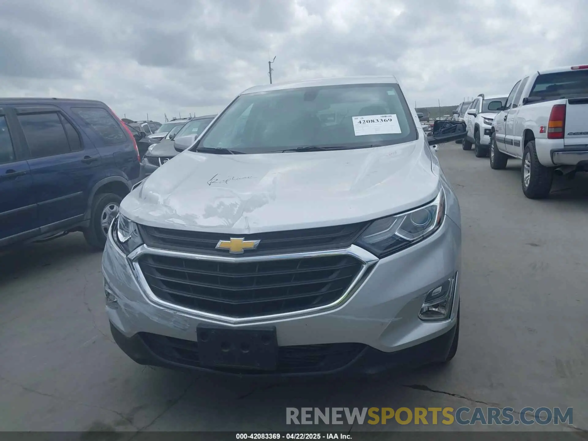13 Photograph of a damaged car 3GNAXKEV1KS669025 CHEVROLET EQUINOX 2019