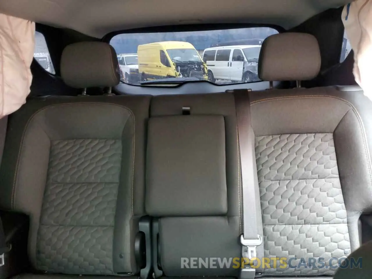 10 Photograph of a damaged car 3GNAXKEV2KL112683 CHEVROLET EQUINOX 2019