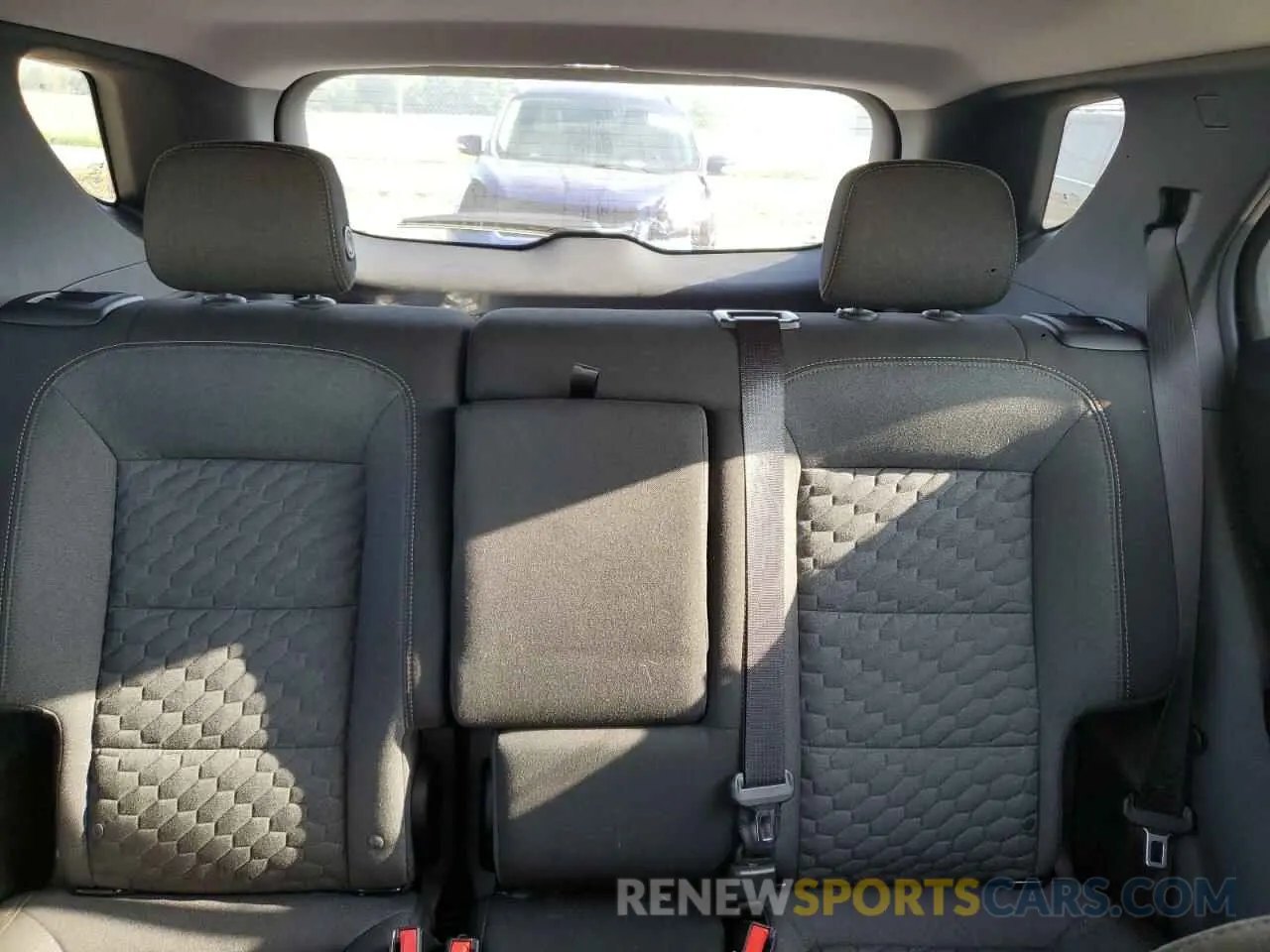 10 Photograph of a damaged car 3GNAXKEV2KL154495 CHEVROLET EQUINOX 2019