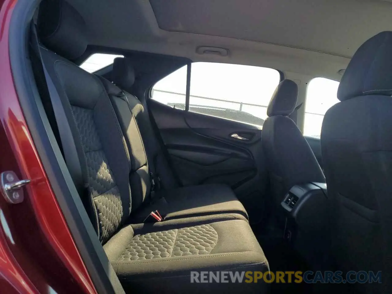 11 Photograph of a damaged car 3GNAXKEV2KL154495 CHEVROLET EQUINOX 2019