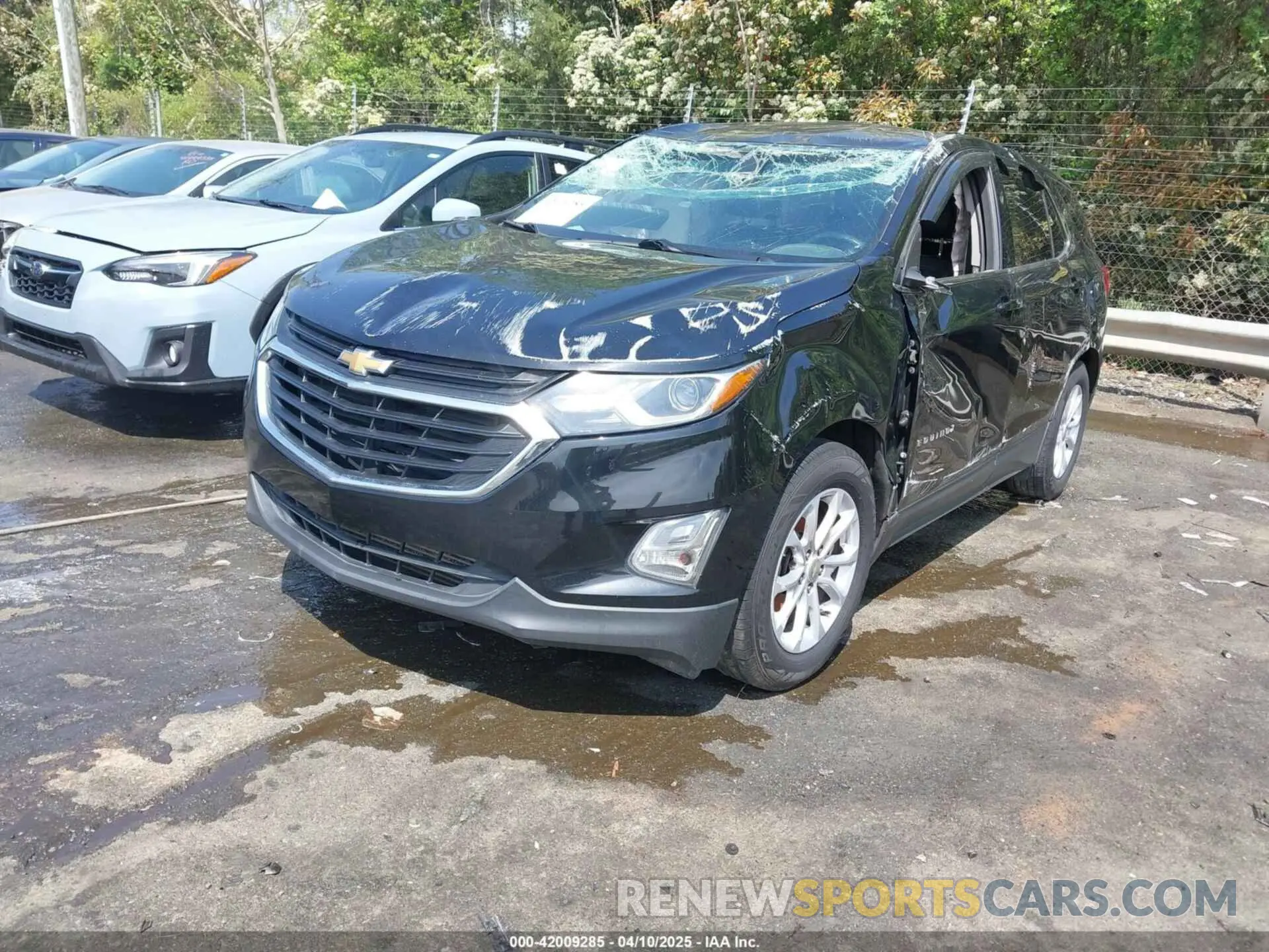 2 Photograph of a damaged car 3GNAXKEV2KL361596 CHEVROLET EQUINOX 2019