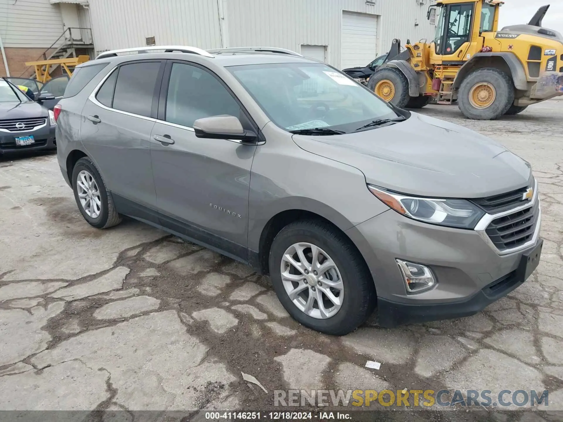 1 Photograph of a damaged car 3GNAXKEV2KS504696 CHEVROLET EQUINOX 2019