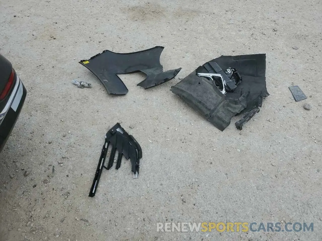 15 Photograph of a damaged car 3GNAXKEV2KS529954 CHEVROLET EQUINOX 2019