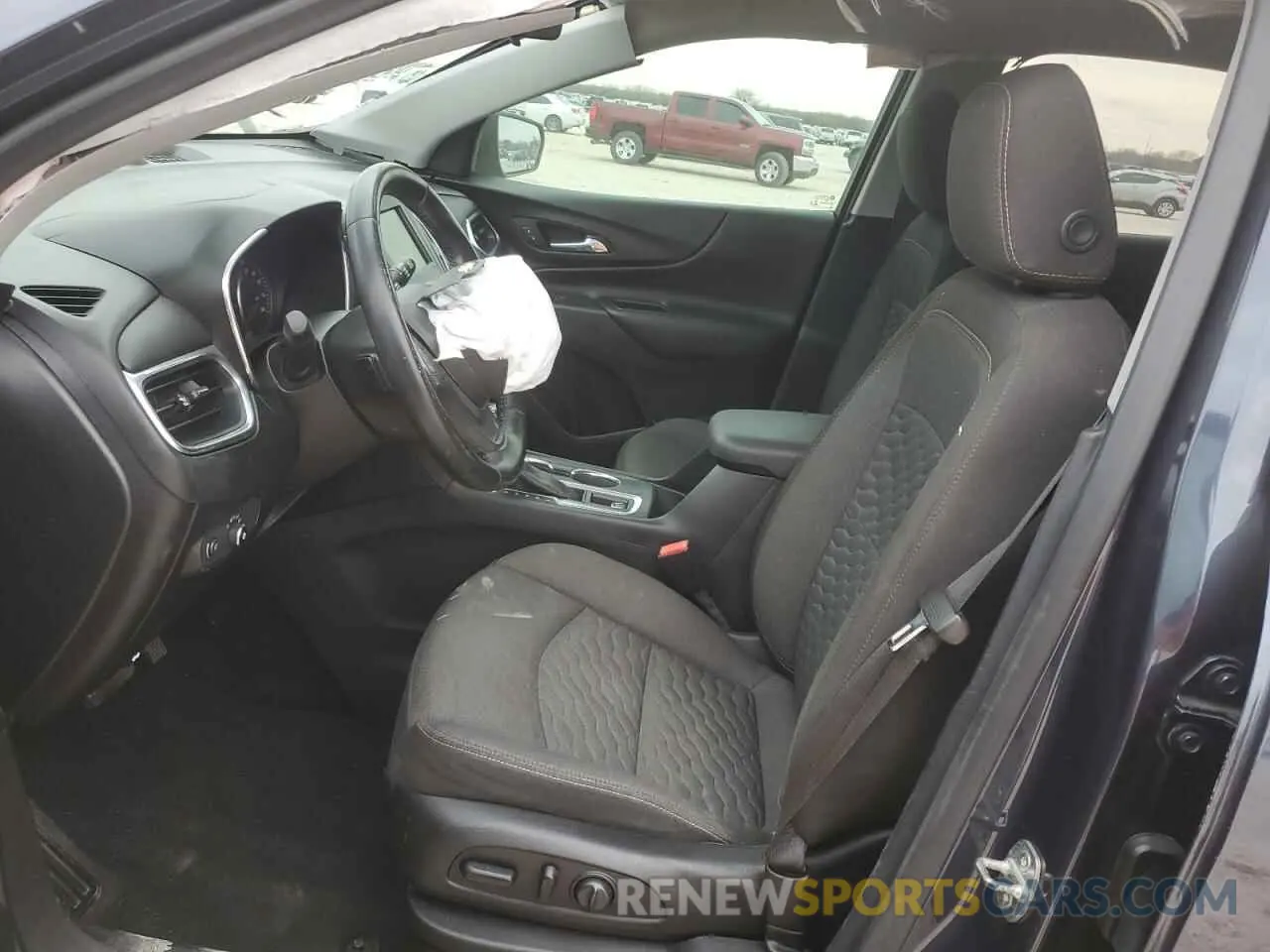 7 Photograph of a damaged car 3GNAXKEV2KS529954 CHEVROLET EQUINOX 2019