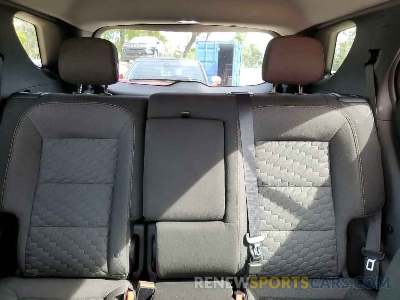 10 Photograph of a damaged car 3GNAXKEV2KS531736 CHEVROLET EQUINOX 2019