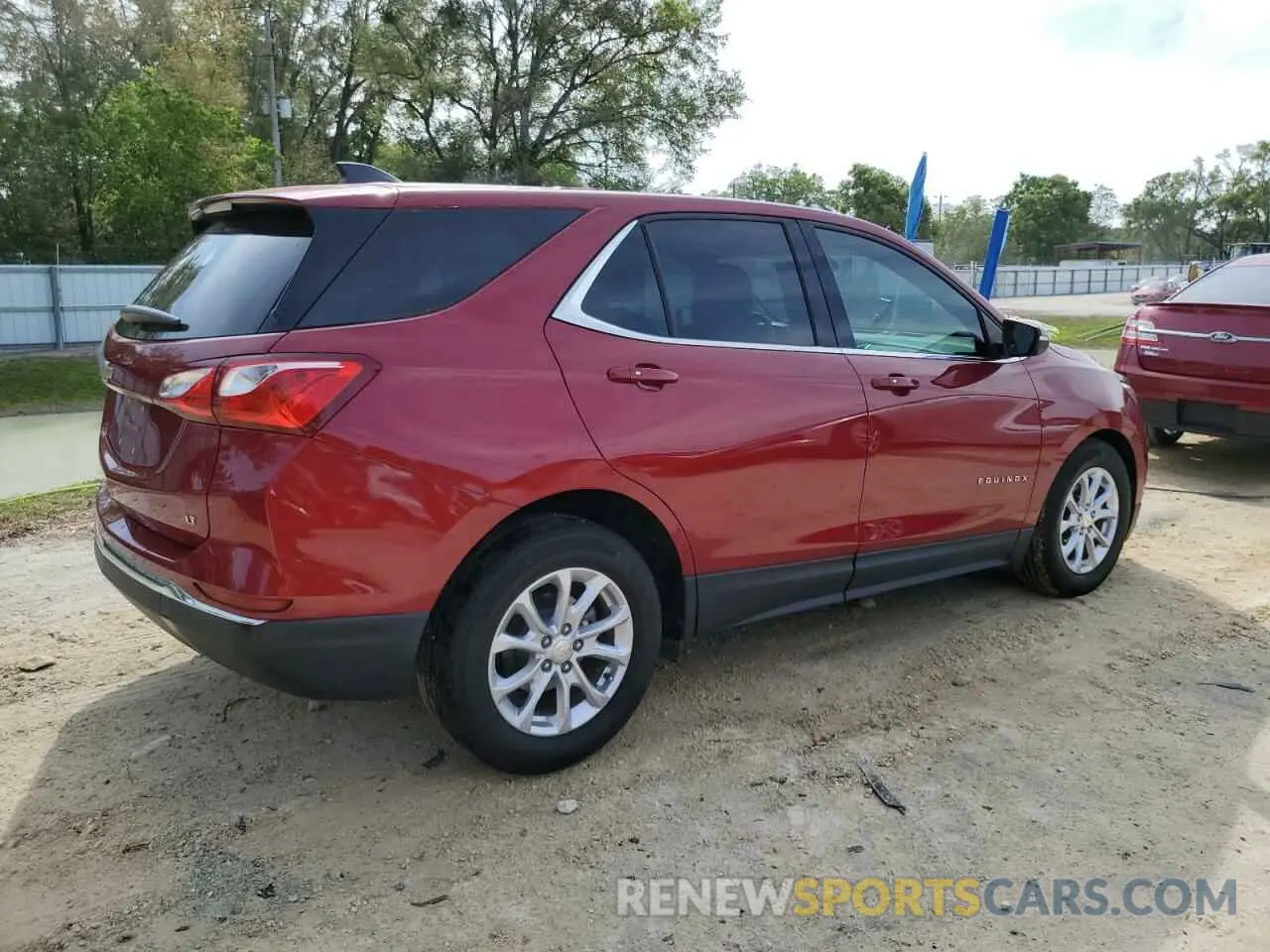 3 Photograph of a damaged car 3GNAXKEV2KS531736 CHEVROLET EQUINOX 2019