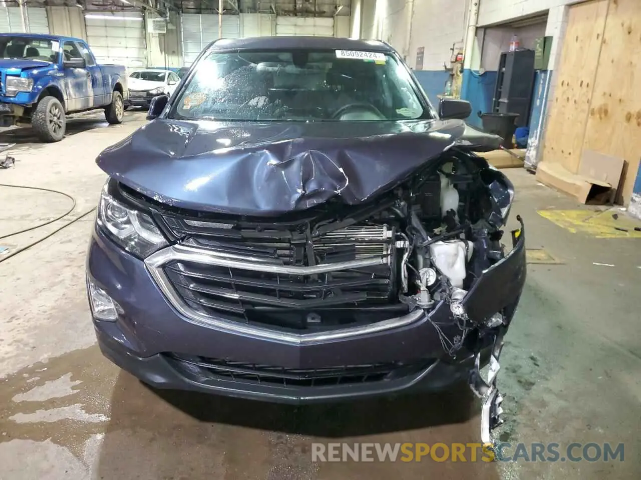 5 Photograph of a damaged car 3GNAXKEV2KS539853 CHEVROLET EQUINOX 2019