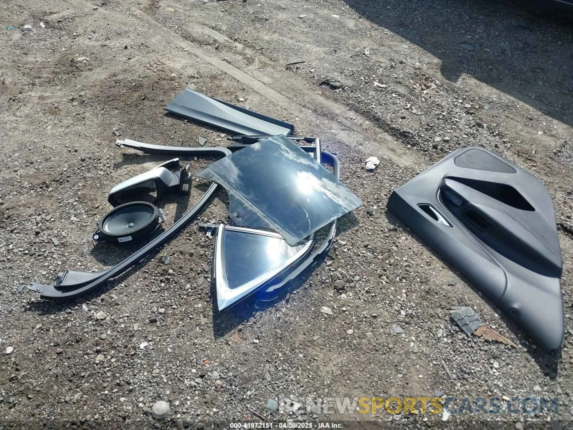 12 Photograph of a damaged car 3GNAXKEV2KS571945 CHEVROLET EQUINOX 2019