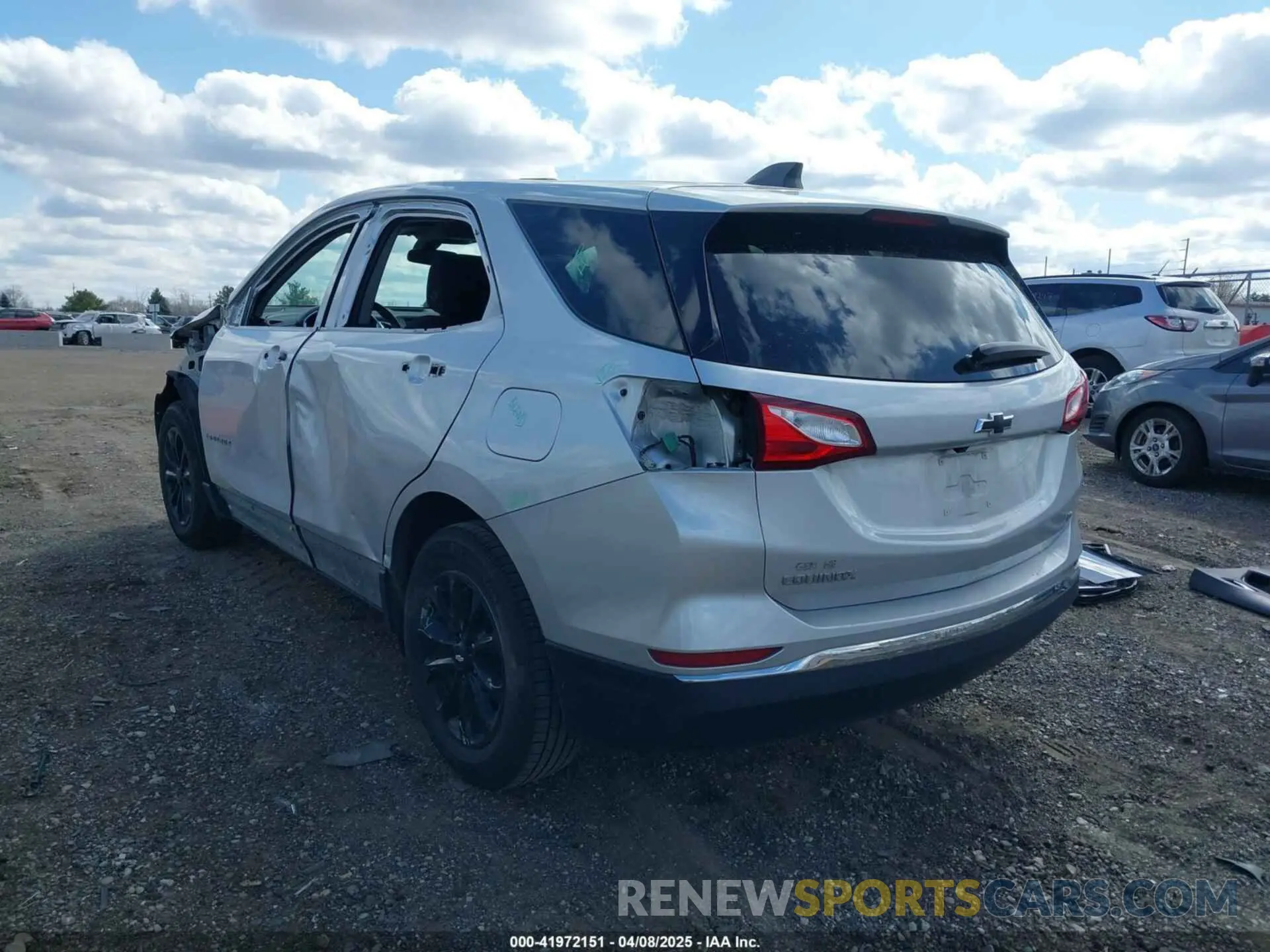 3 Photograph of a damaged car 3GNAXKEV2KS571945 CHEVROLET EQUINOX 2019