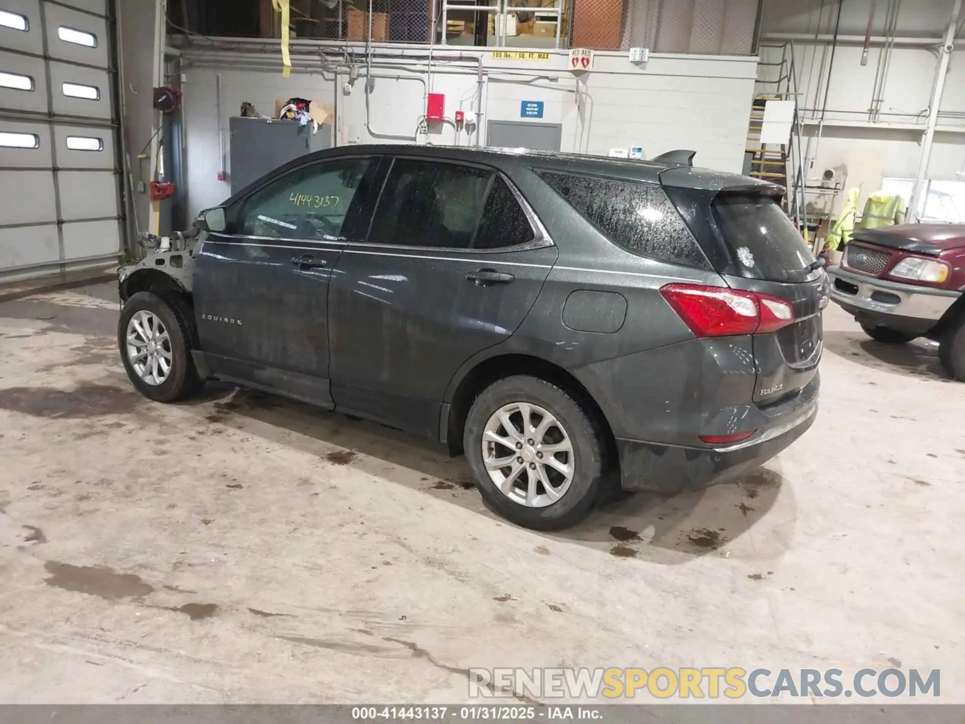 3 Photograph of a damaged car 3GNAXKEV2KS591208 CHEVROLET EQUINOX 2019