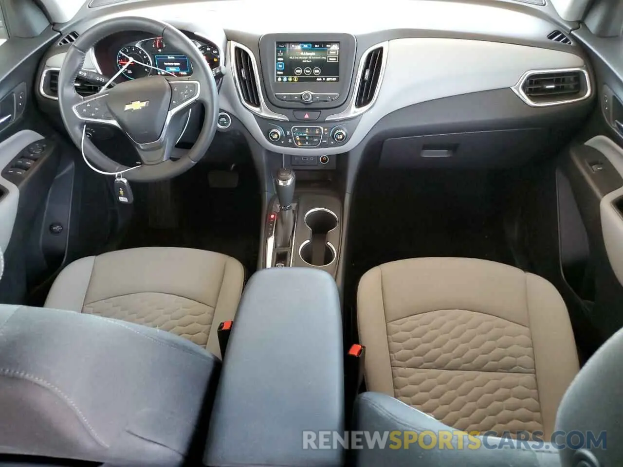 8 Photograph of a damaged car 3GNAXKEV2KS640584 CHEVROLET EQUINOX 2019
