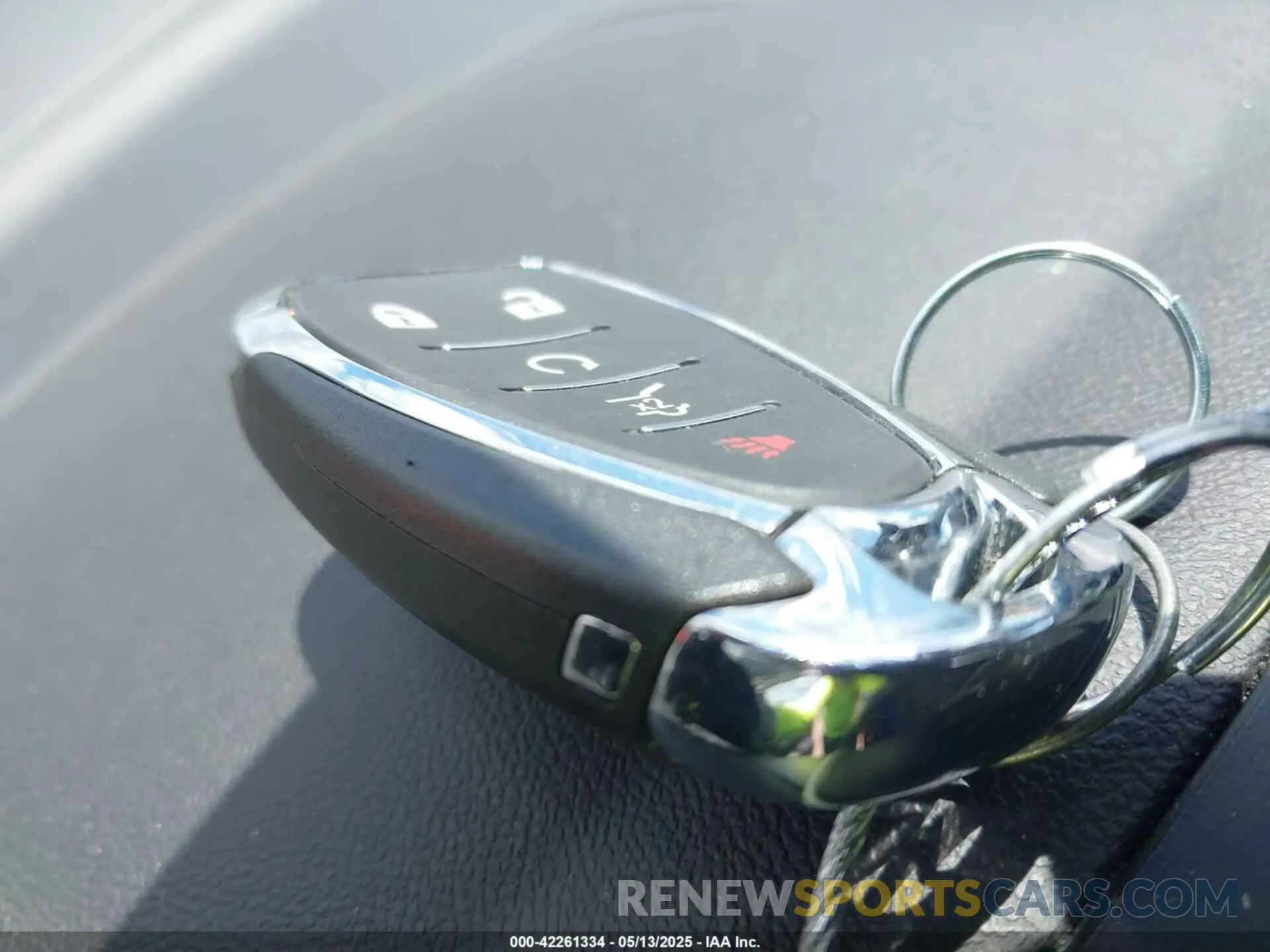 11 Photograph of a damaged car 3GNAXKEV3KL168938 CHEVROLET EQUINOX 2019