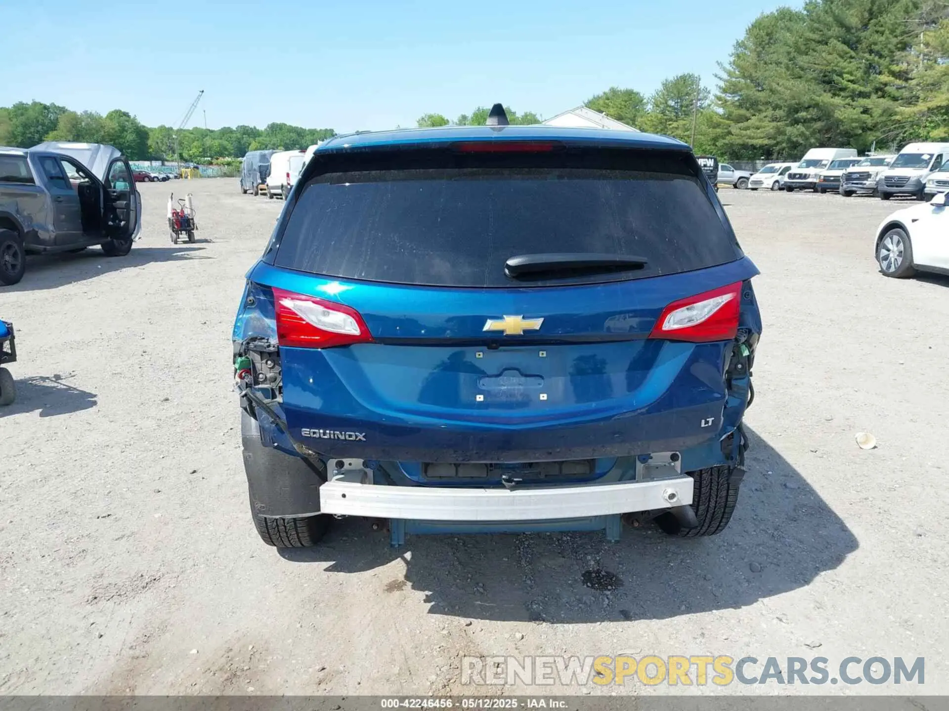 17 Photograph of a damaged car 3GNAXKEV3KL376043 CHEVROLET EQUINOX 2019