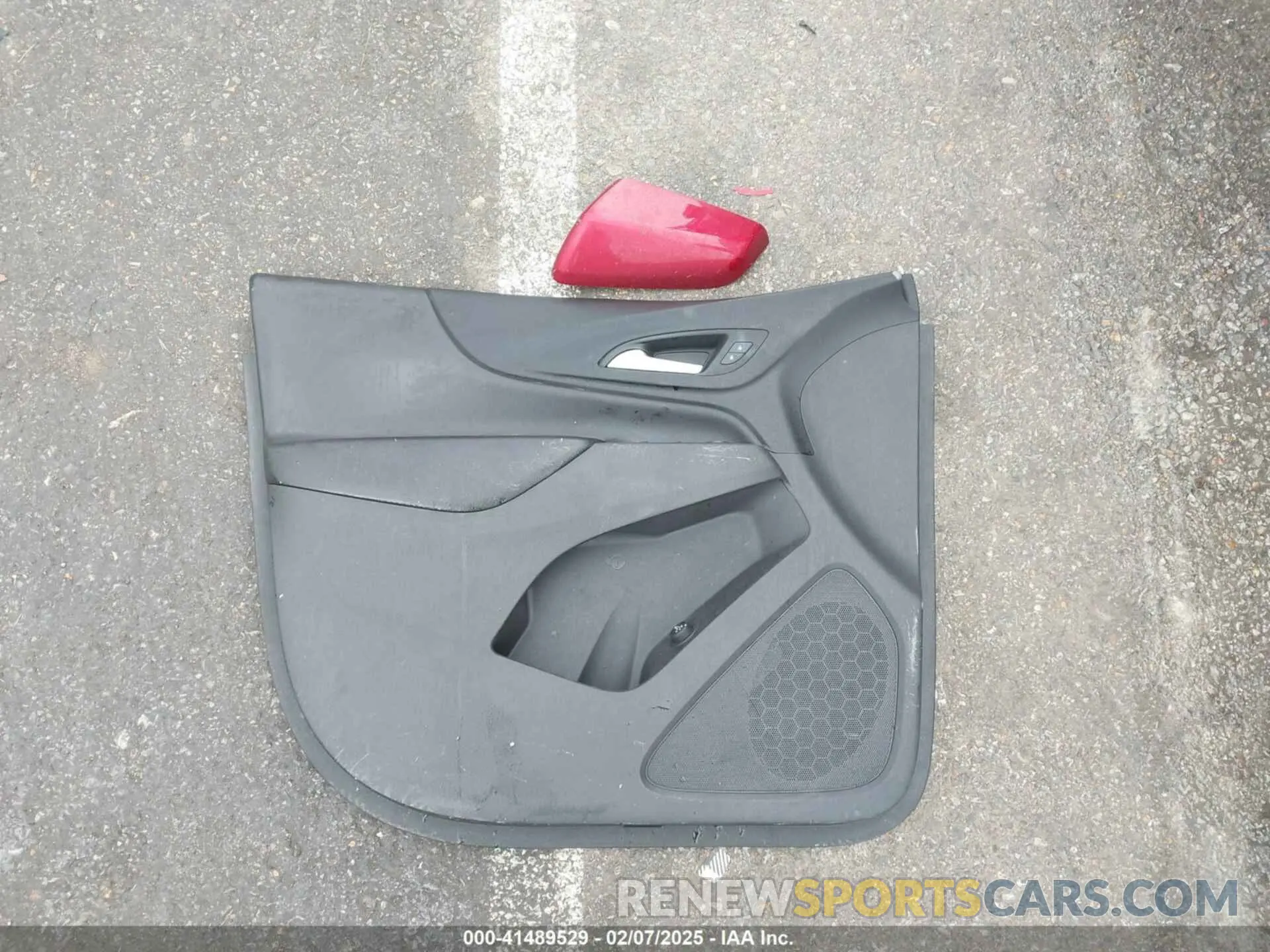 12 Photograph of a damaged car 3GNAXKEV3KS503380 CHEVROLET EQUINOX 2019