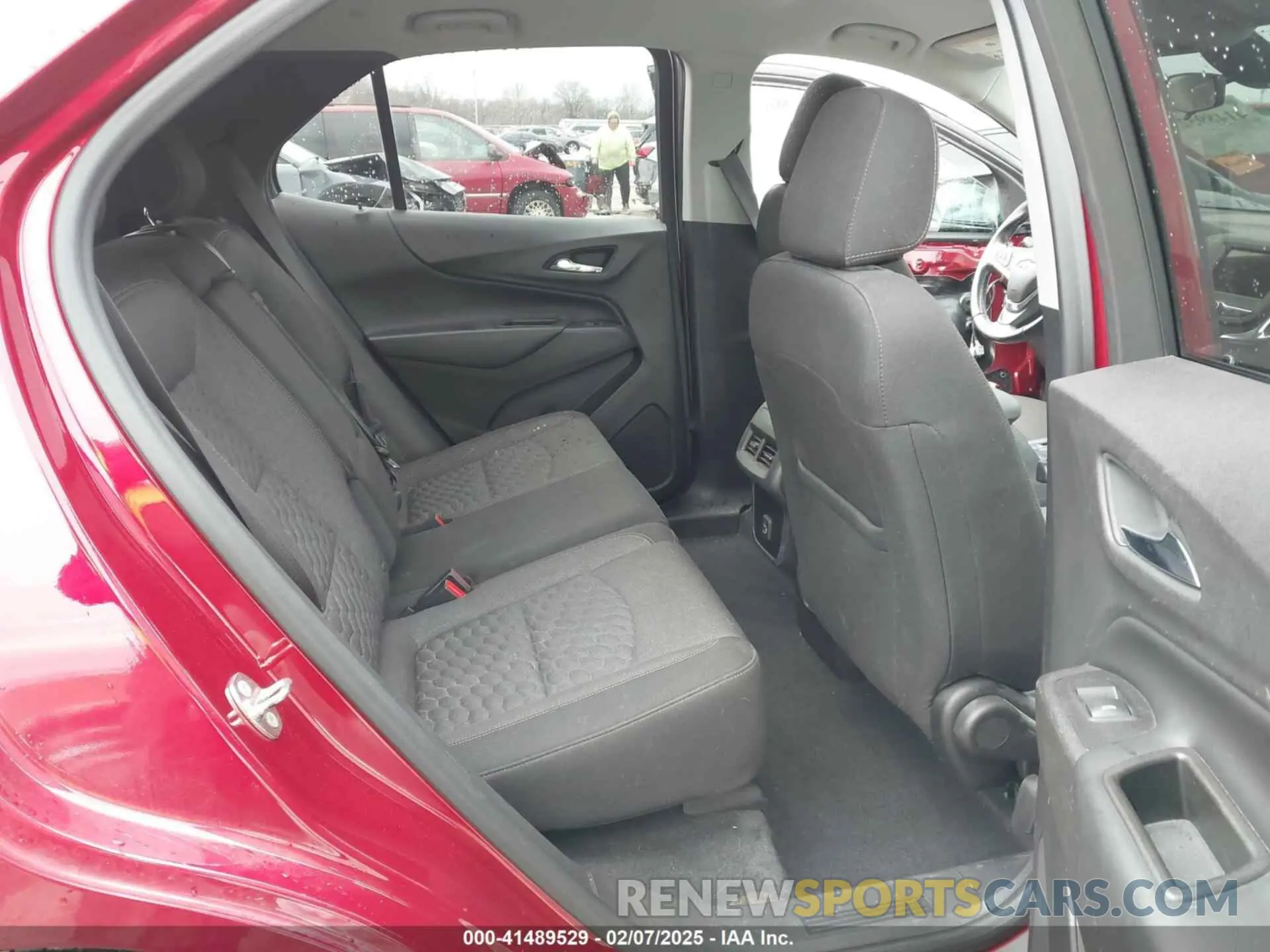 8 Photograph of a damaged car 3GNAXKEV3KS503380 CHEVROLET EQUINOX 2019