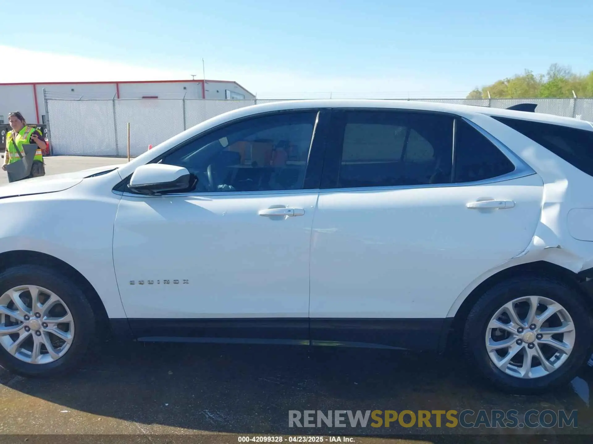14 Photograph of a damaged car 3GNAXKEV3KS518400 CHEVROLET EQUINOX 2019