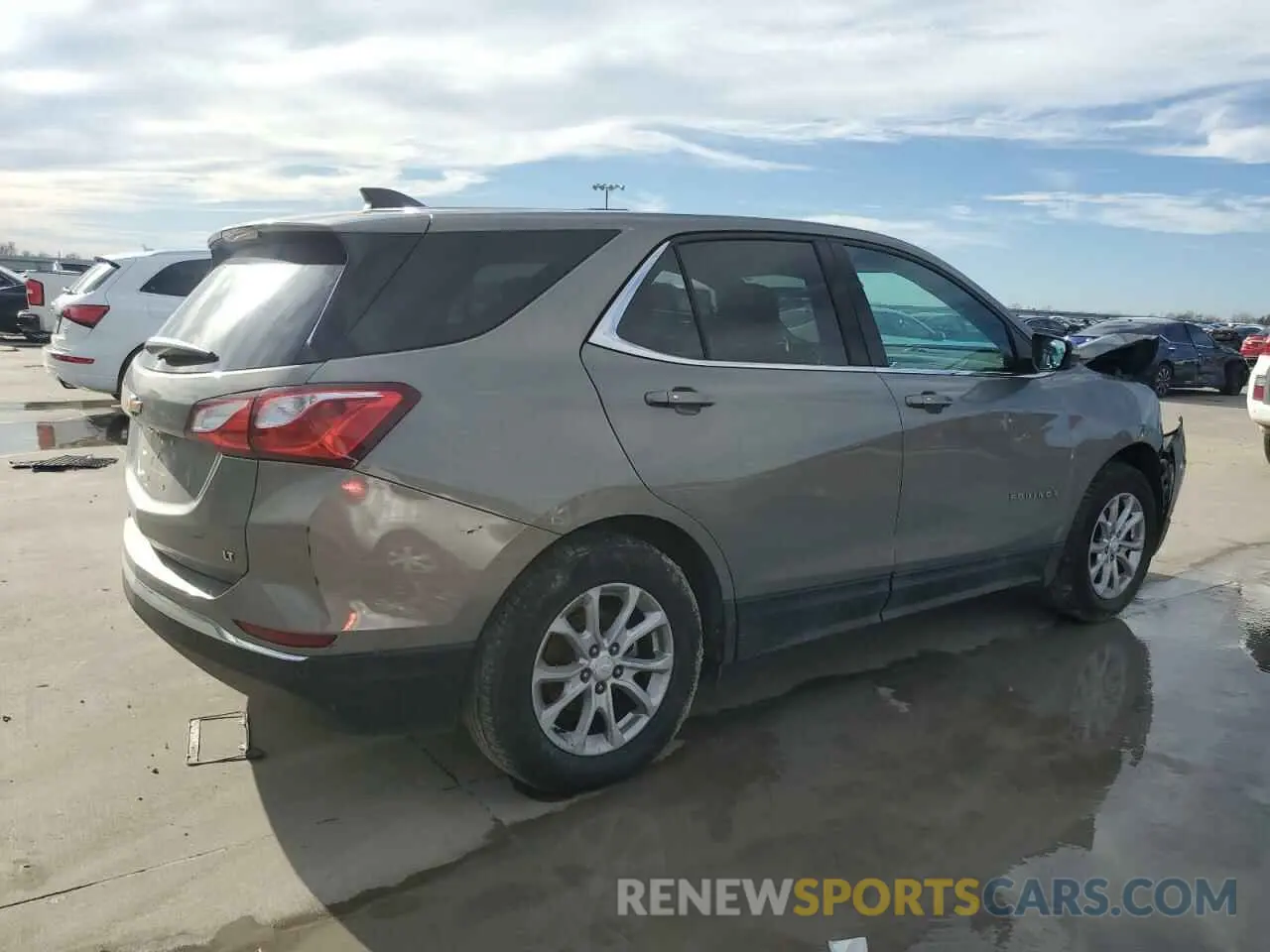 3 Photograph of a damaged car 3GNAXKEV3KS527887 CHEVROLET EQUINOX 2019