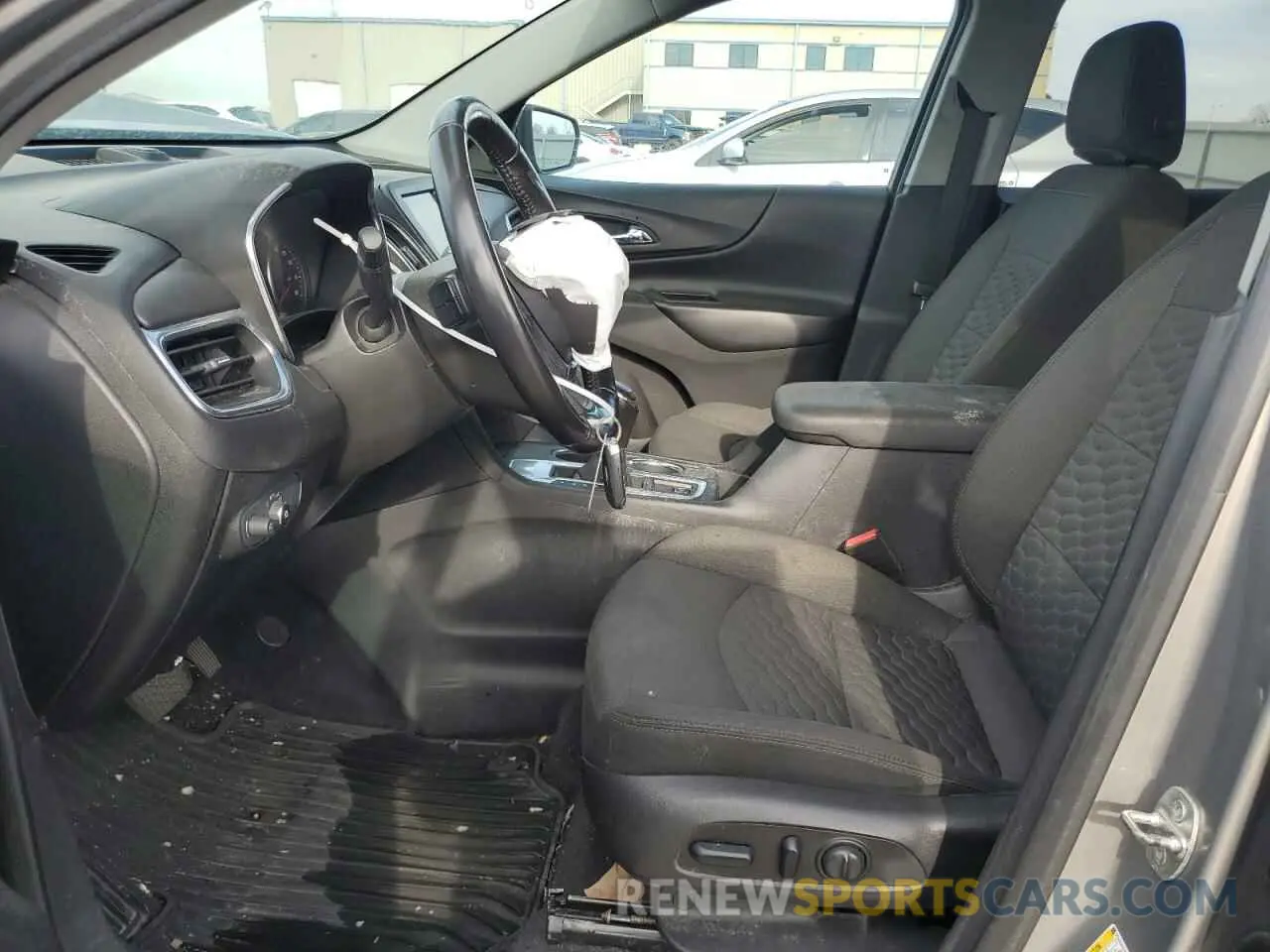 7 Photograph of a damaged car 3GNAXKEV3KS527887 CHEVROLET EQUINOX 2019