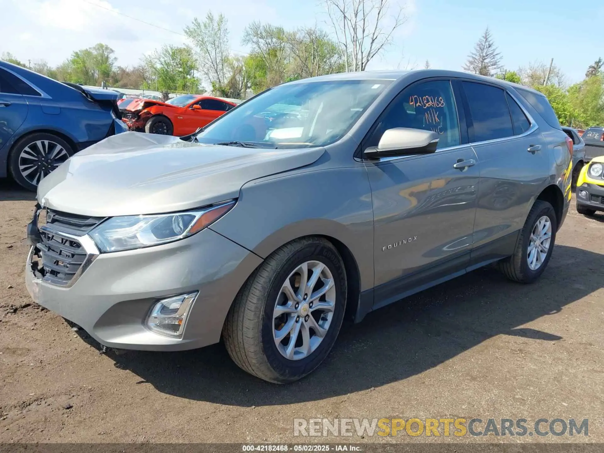 2 Photograph of a damaged car 3GNAXKEV3KS547069 CHEVROLET EQUINOX 2019