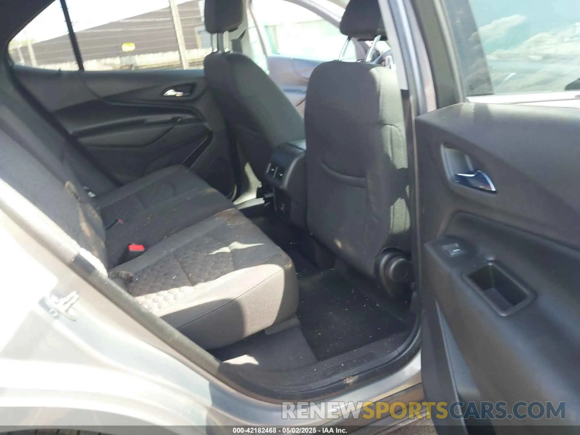 8 Photograph of a damaged car 3GNAXKEV3KS547069 CHEVROLET EQUINOX 2019
