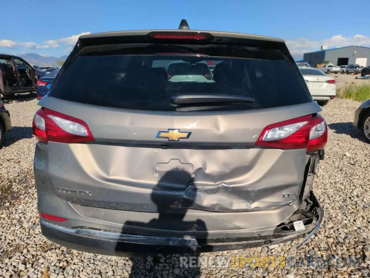 6 Photograph of a damaged car 3GNAXKEV3KS586051 CHEVROLET EQUINOX 2019